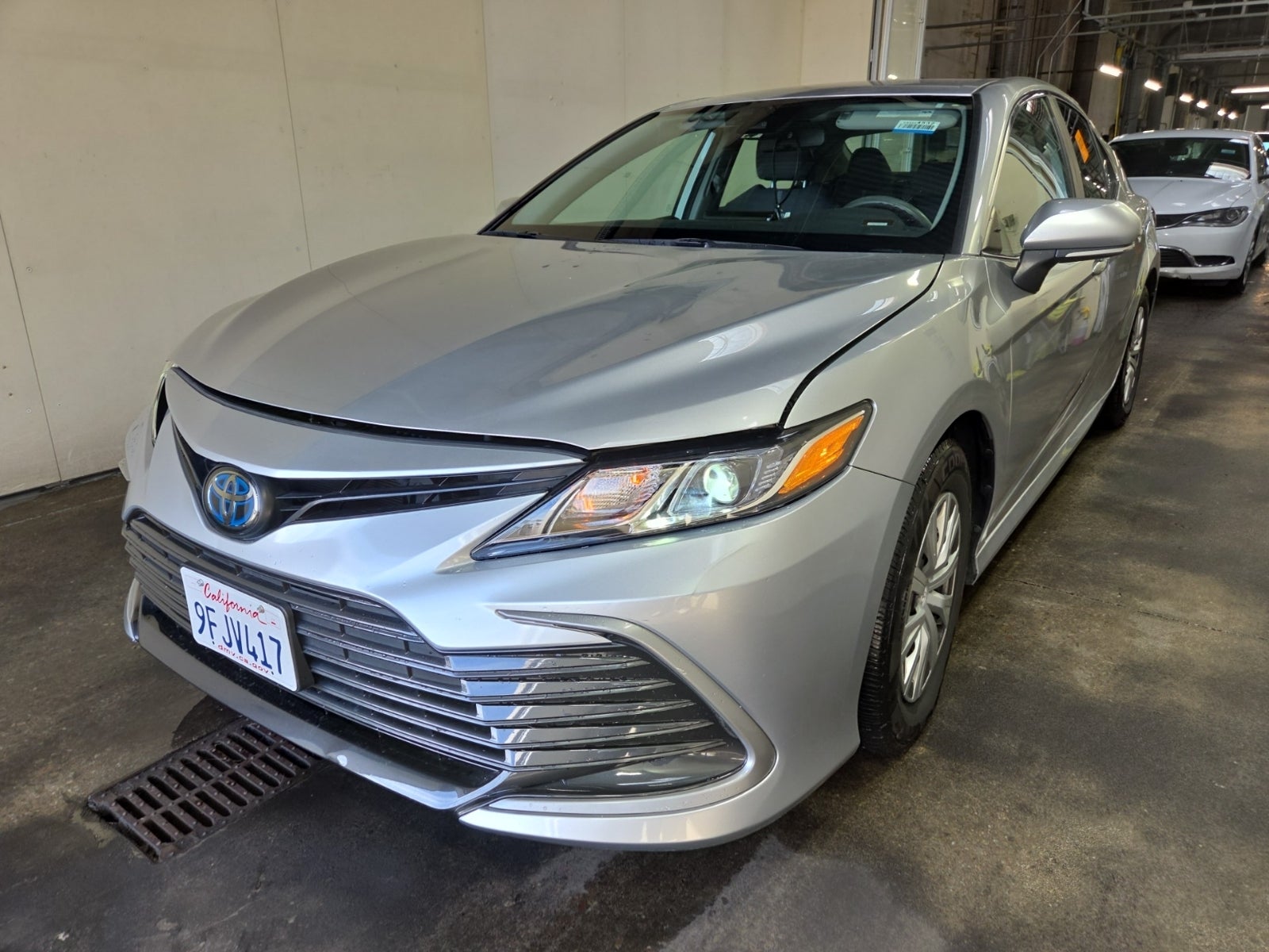 2023 Toyota Camry Hybrid LE