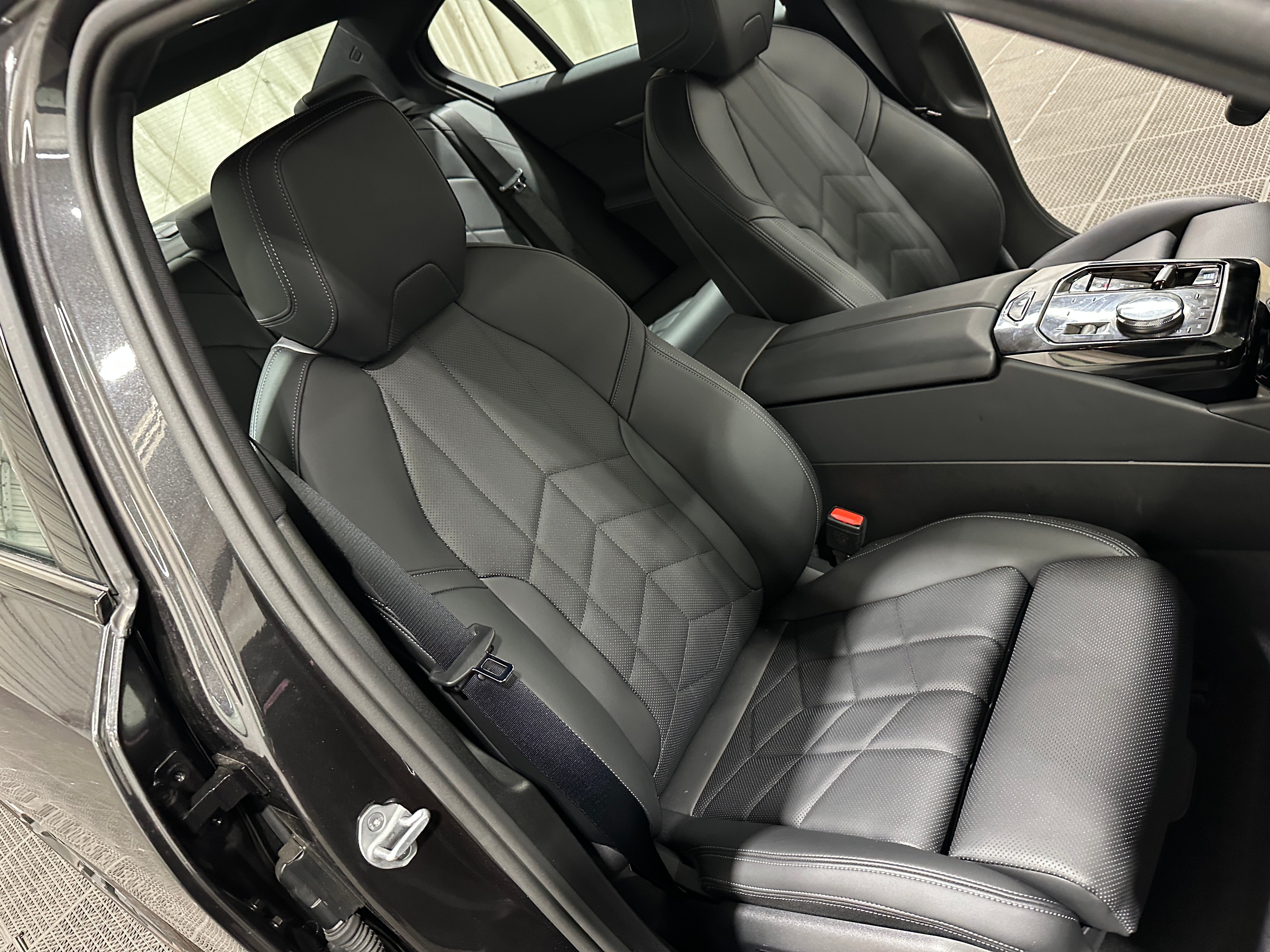 2025 BMW 5 Series