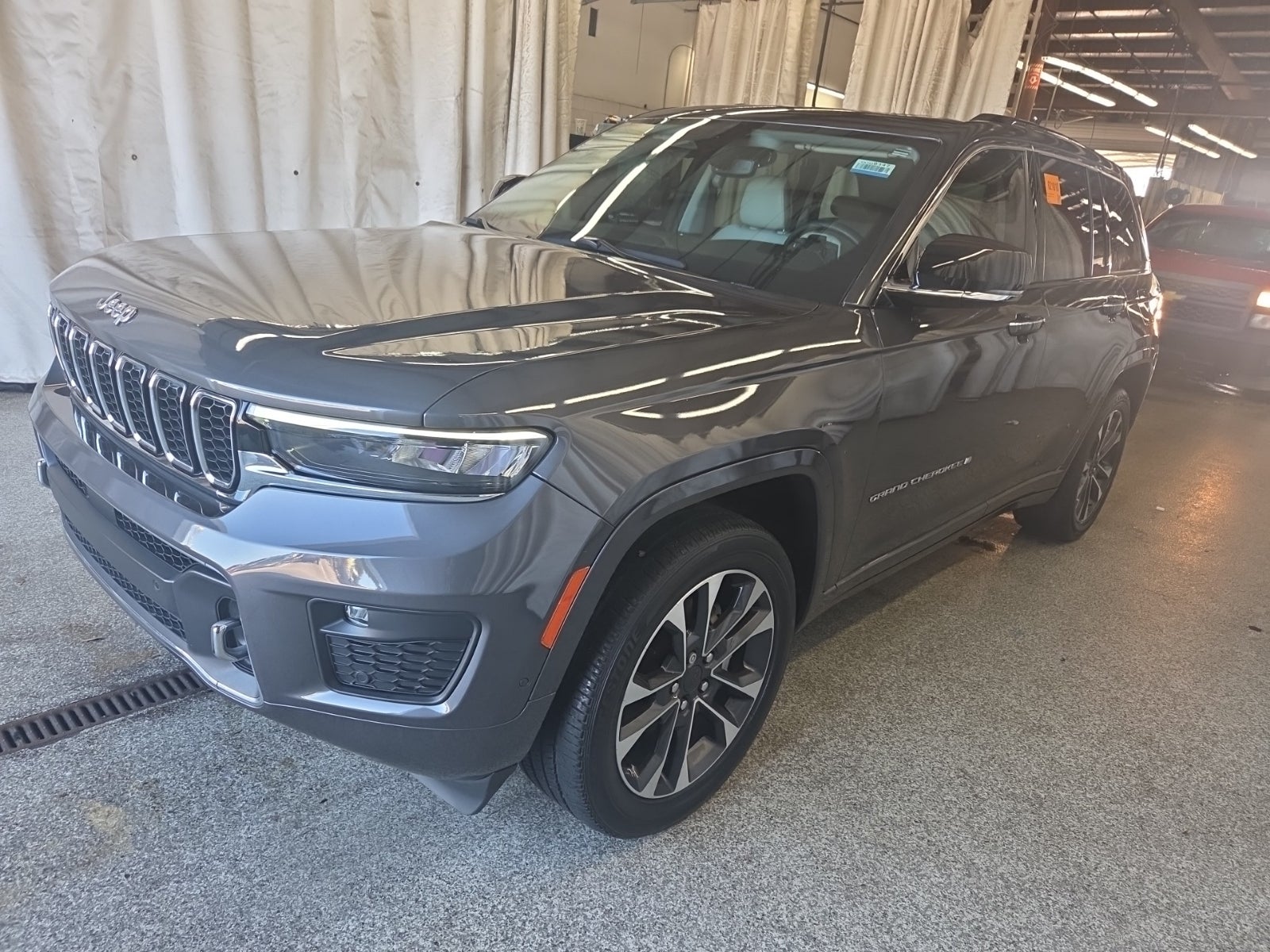 2023 Jeep Grand Cherokee Overland