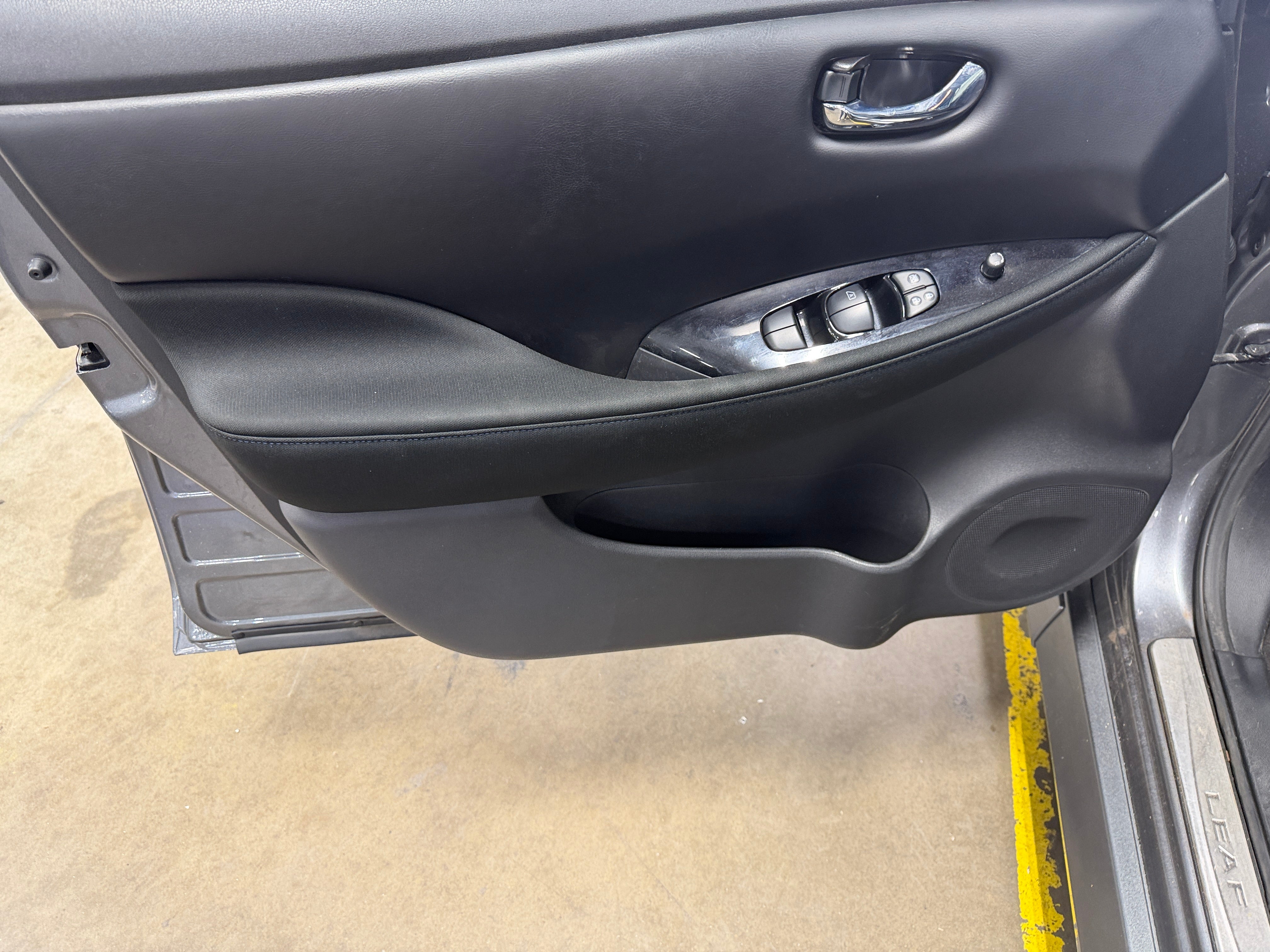 Used 2025 Nissan Leaf SV PLUS with VIN 1N4CZ1CV0SC558213 for sale in Pewaukee, WI