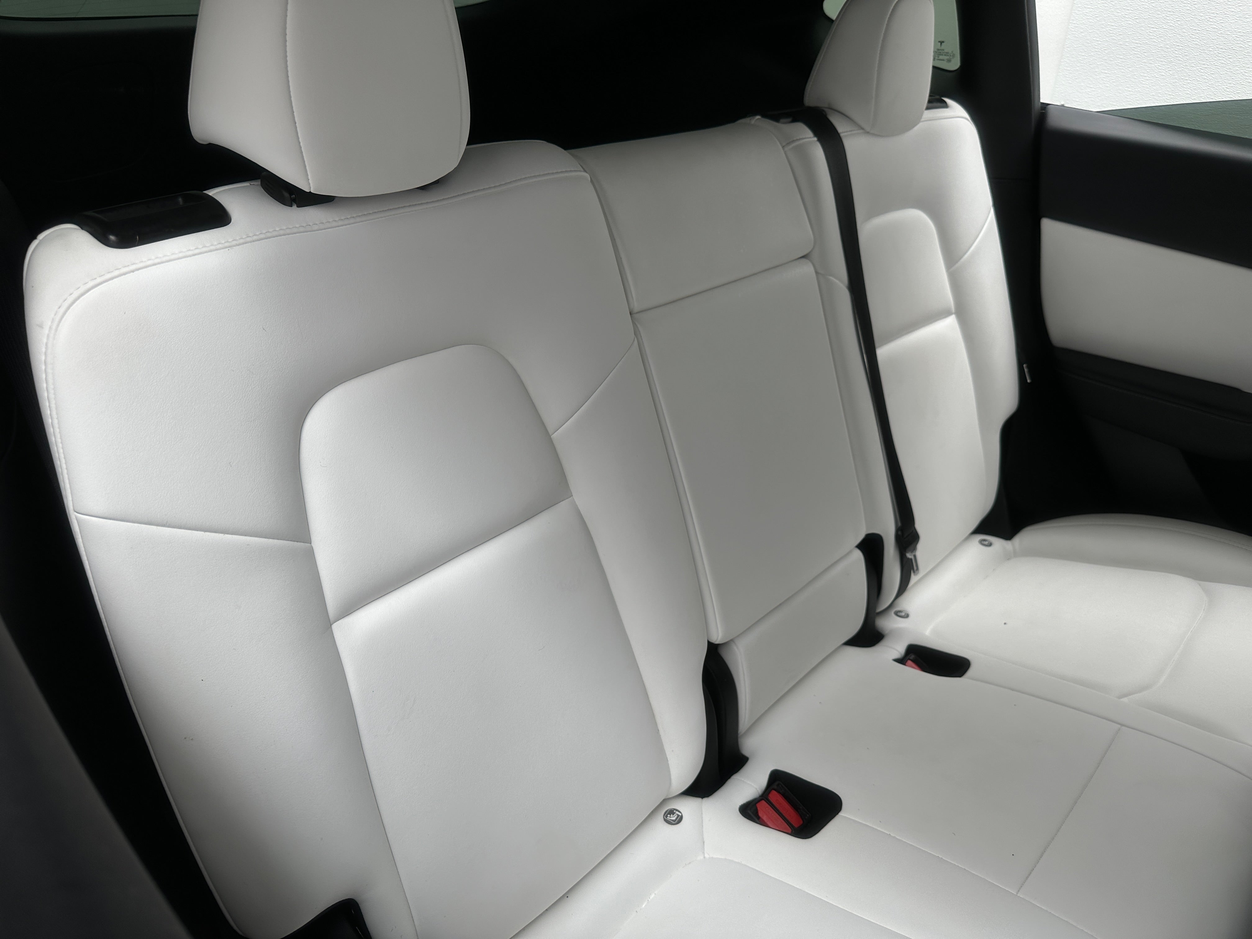 Used 2022 Tesla Model Y Performance with VIN 7SAYGDEF1NF377001 for sale in Pewaukee, WI