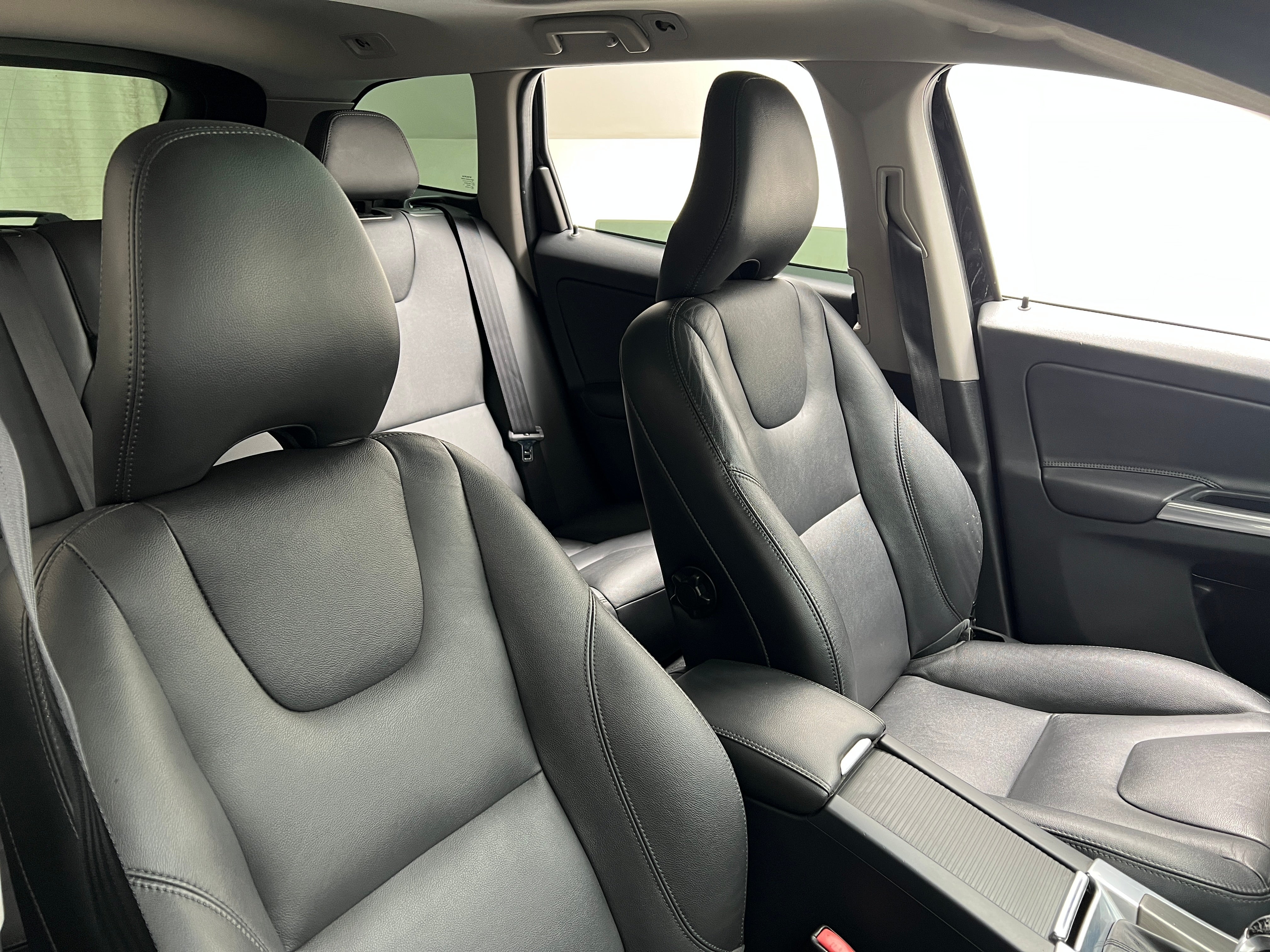 2015 Volvo XC60