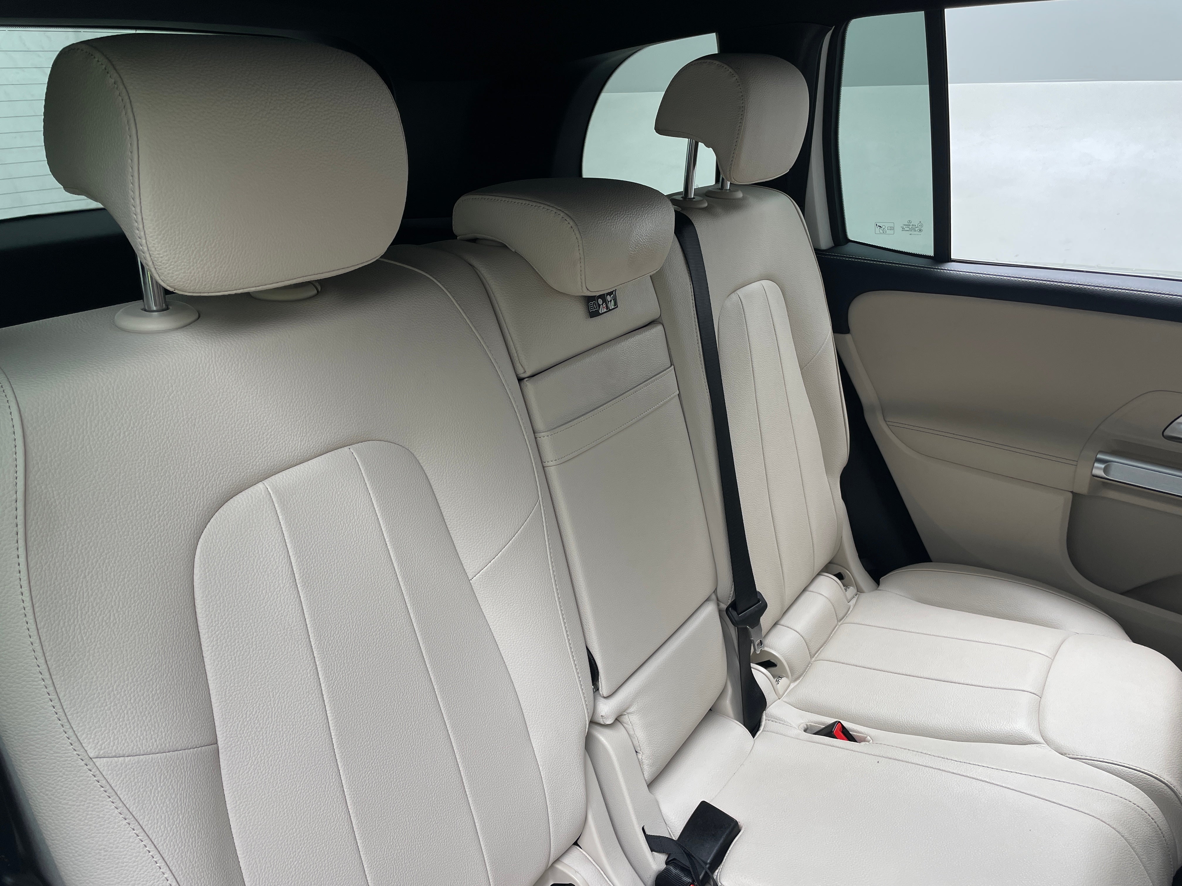 2025 Mercedes-Benz GLB