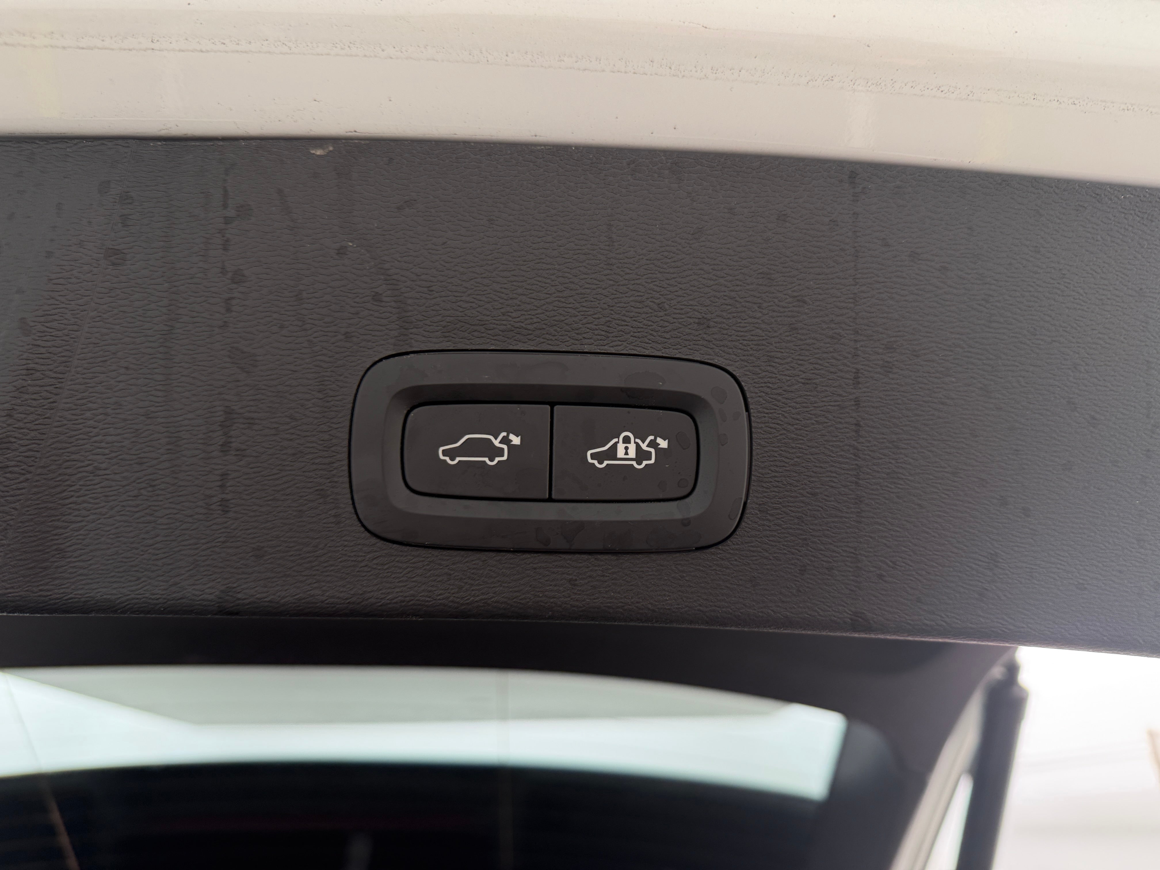2024 Volvo XC40
