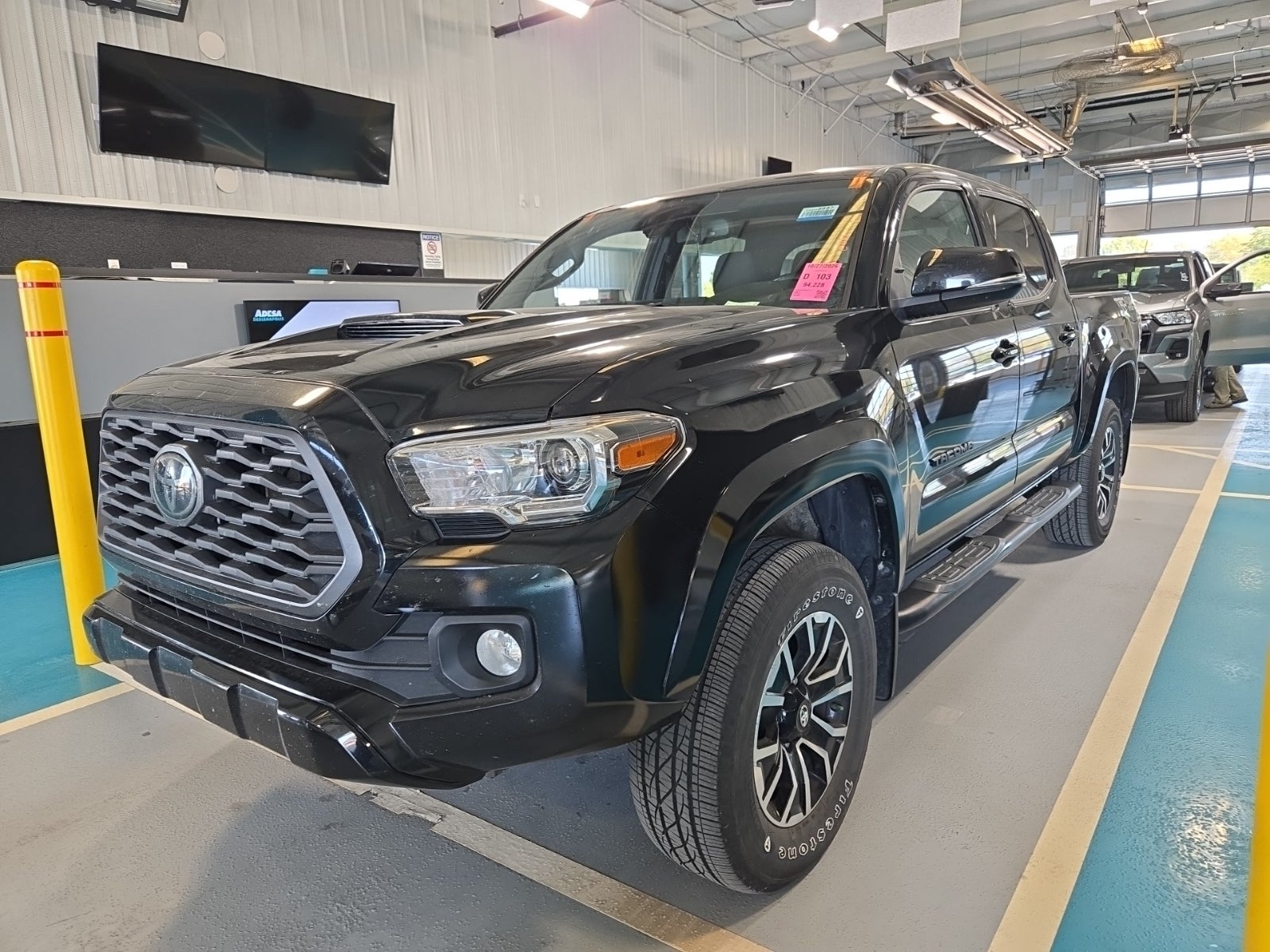 2021 Toyota Tacoma TRD Sport Double Cab 5' Bed V6 At