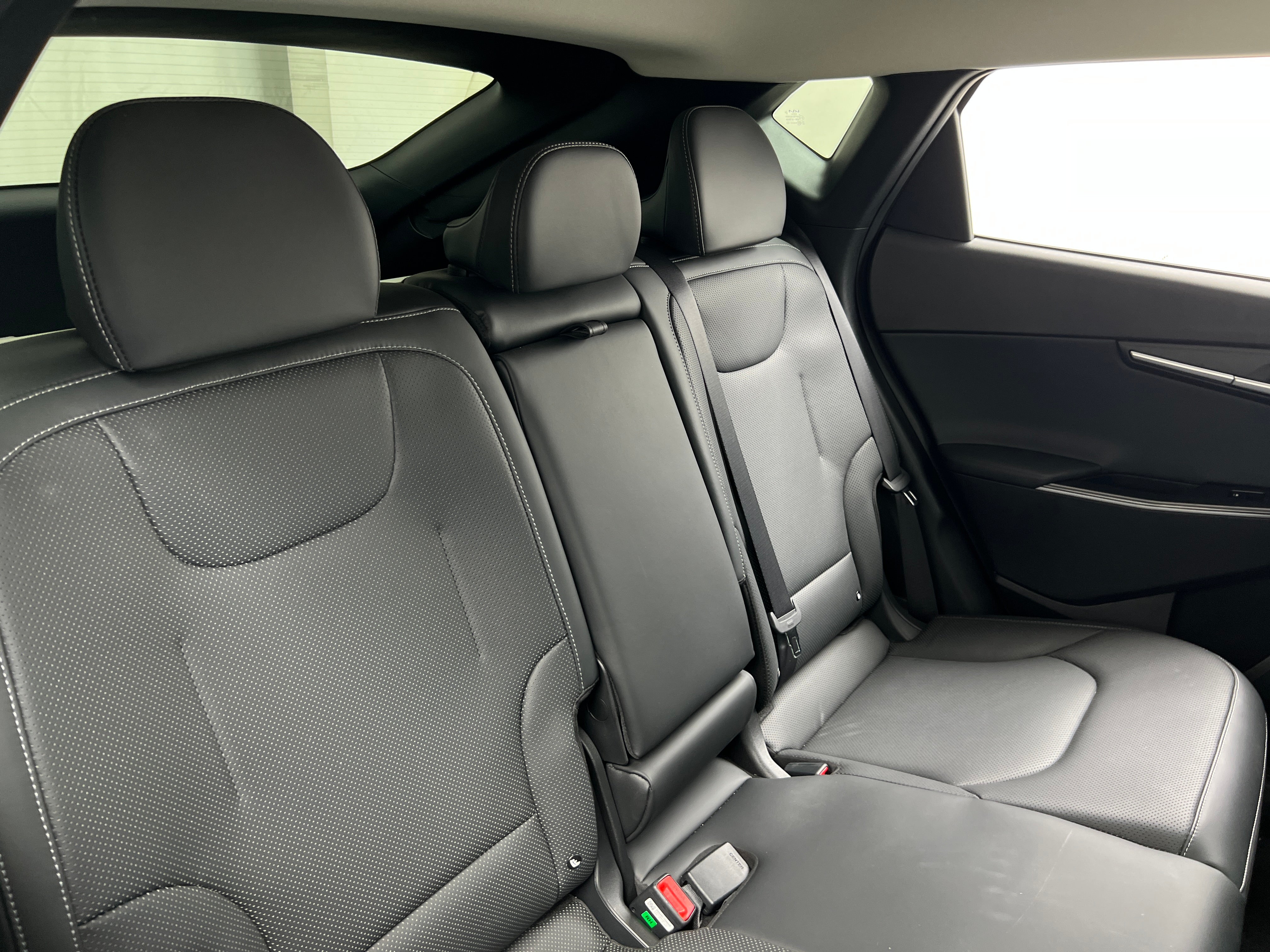 Used 2024 Kia EV6 Wind with VIN KNDC3DLC9R5212705 for sale in Pewaukee, WI