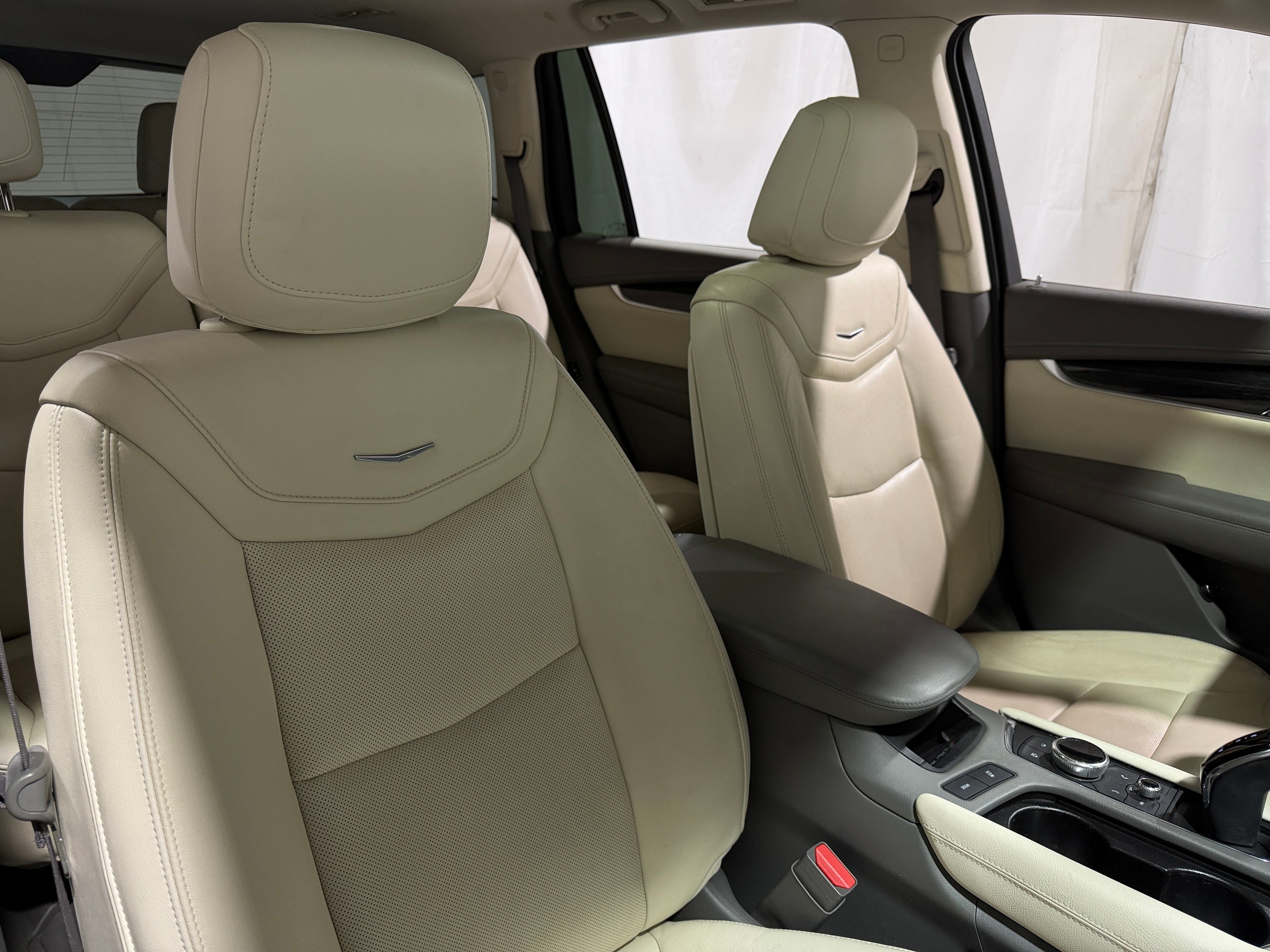 2021 Cadillac XT6