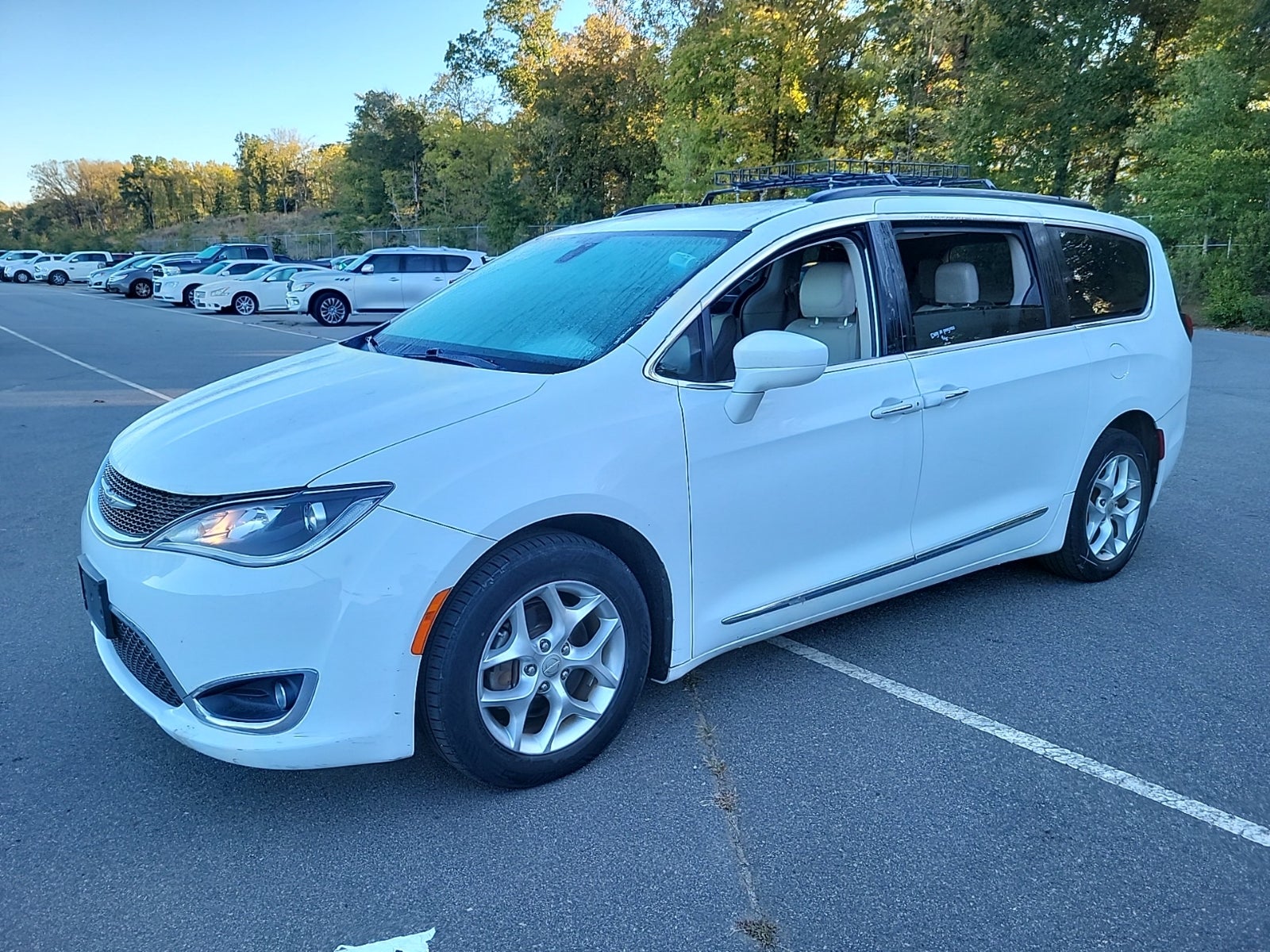 2017 Chrysler Pacifica Touring-L