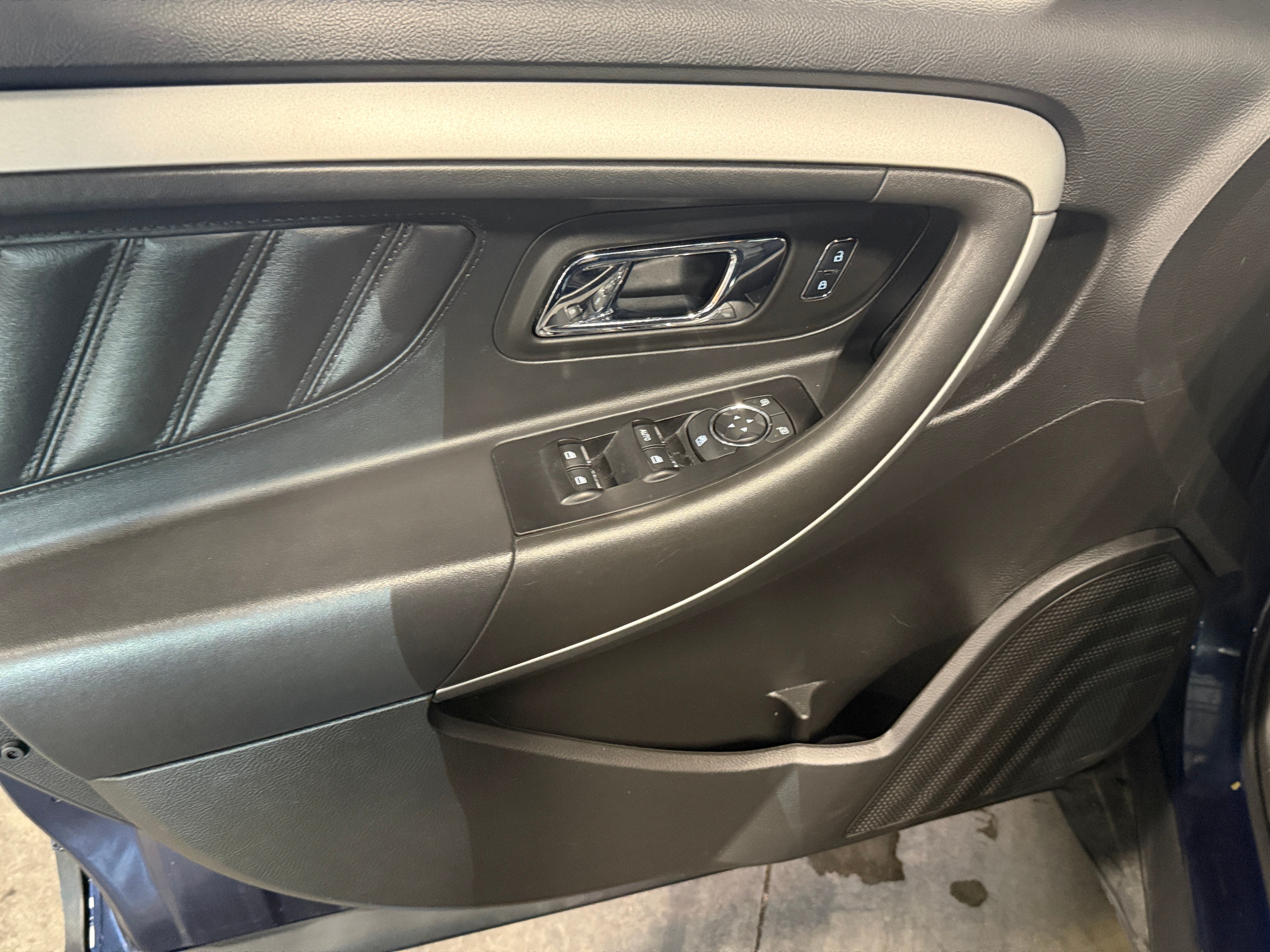2017 Ford Taurus