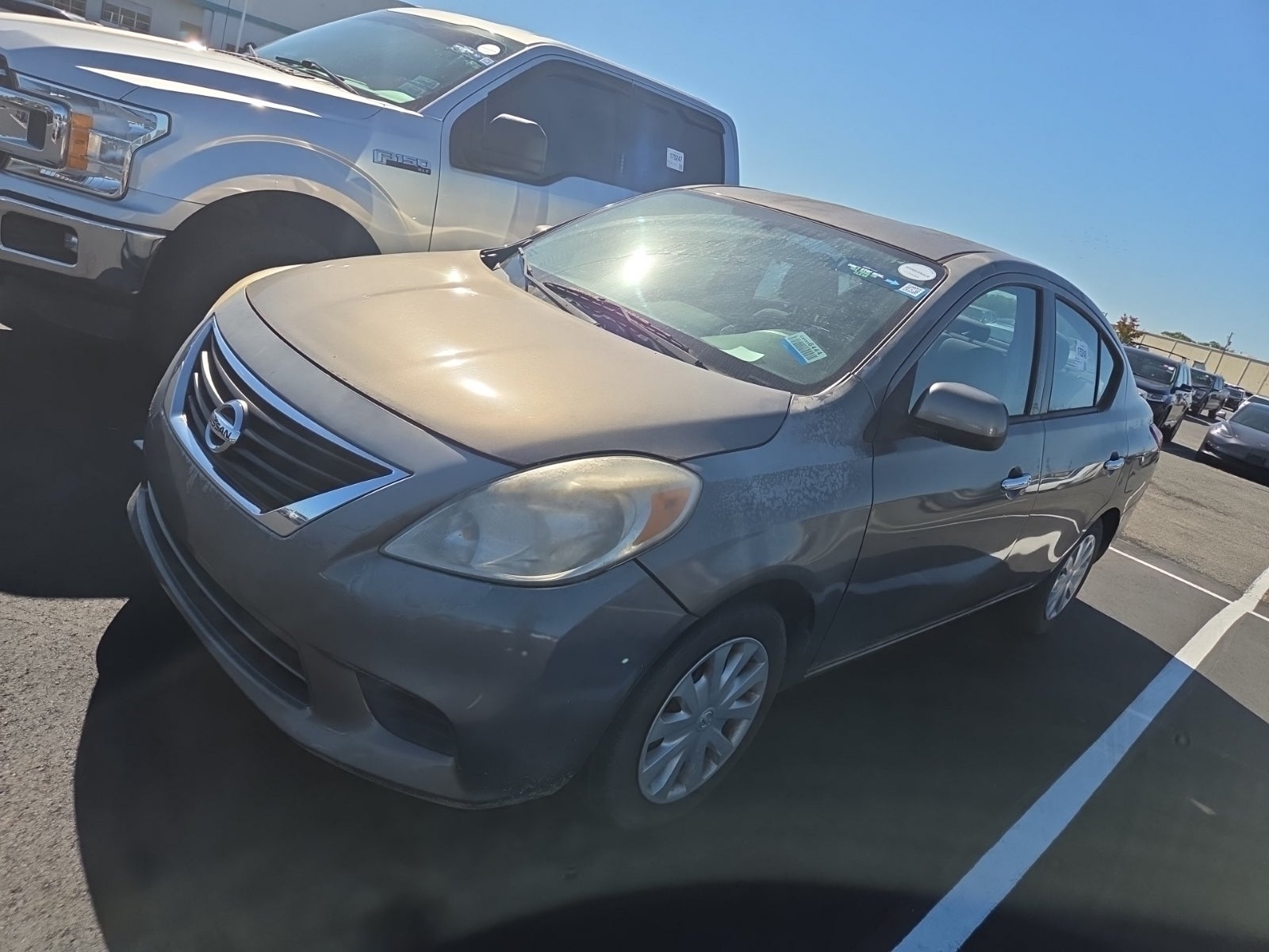 2014 Nissan Versa SV