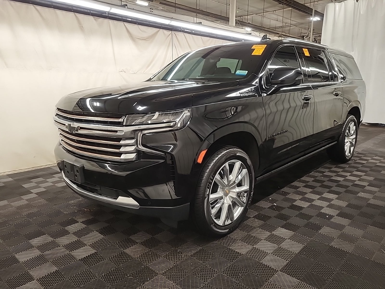 2023 Chevrolet Suburban High Country