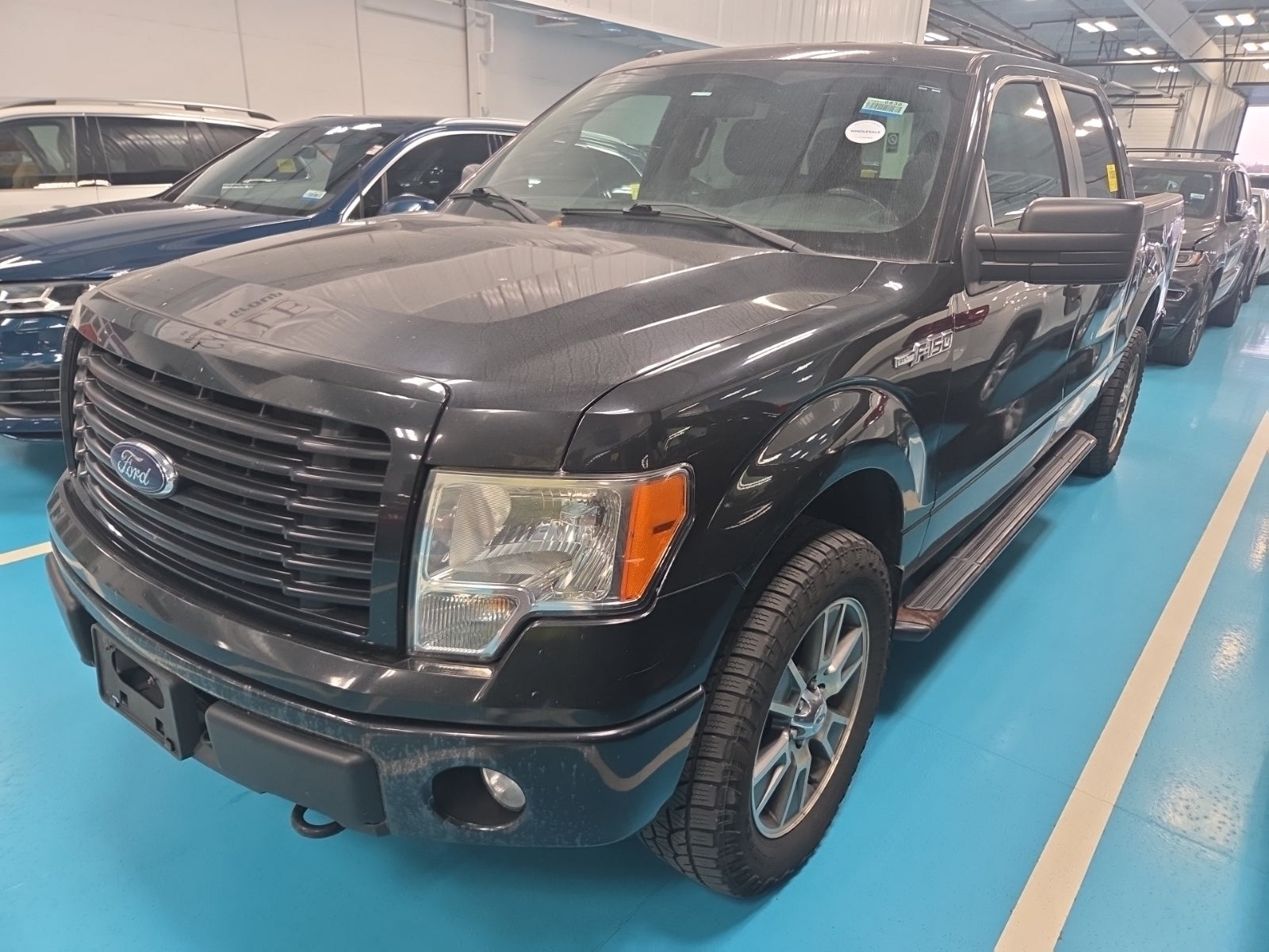 2014 Ford F-150 4WD Supercrew 145" STX