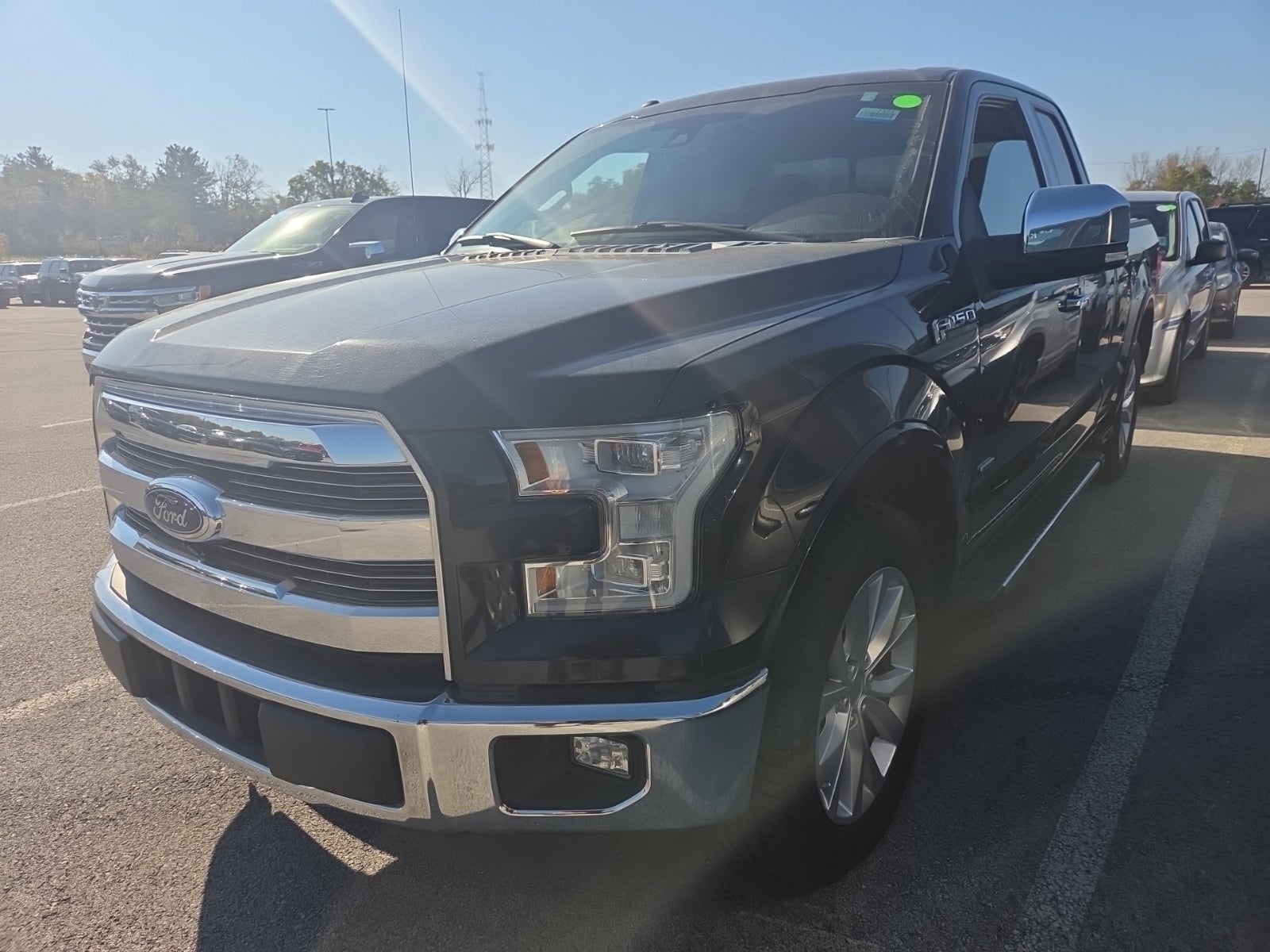 2016 Ford F-150 2WD Supercab 145" Lariat