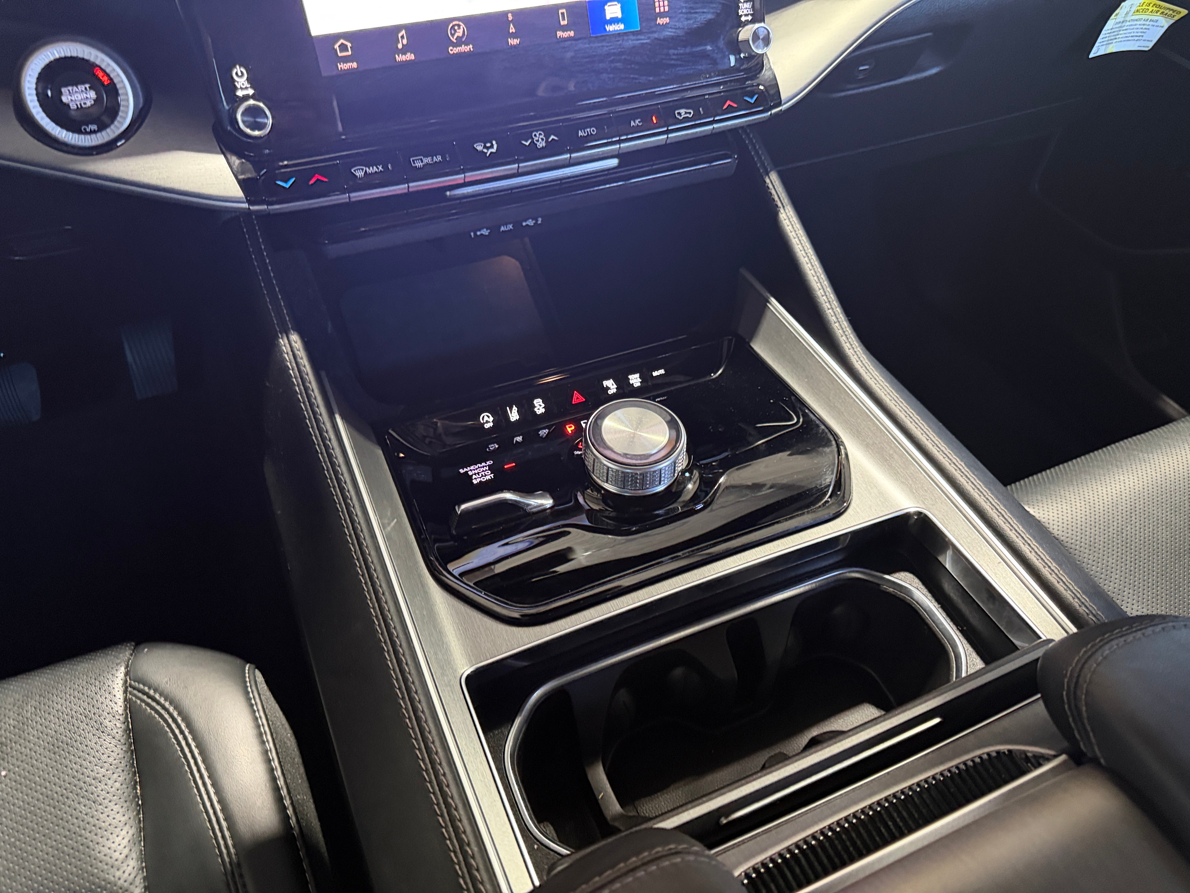 2025 Jeep Wagoneer L