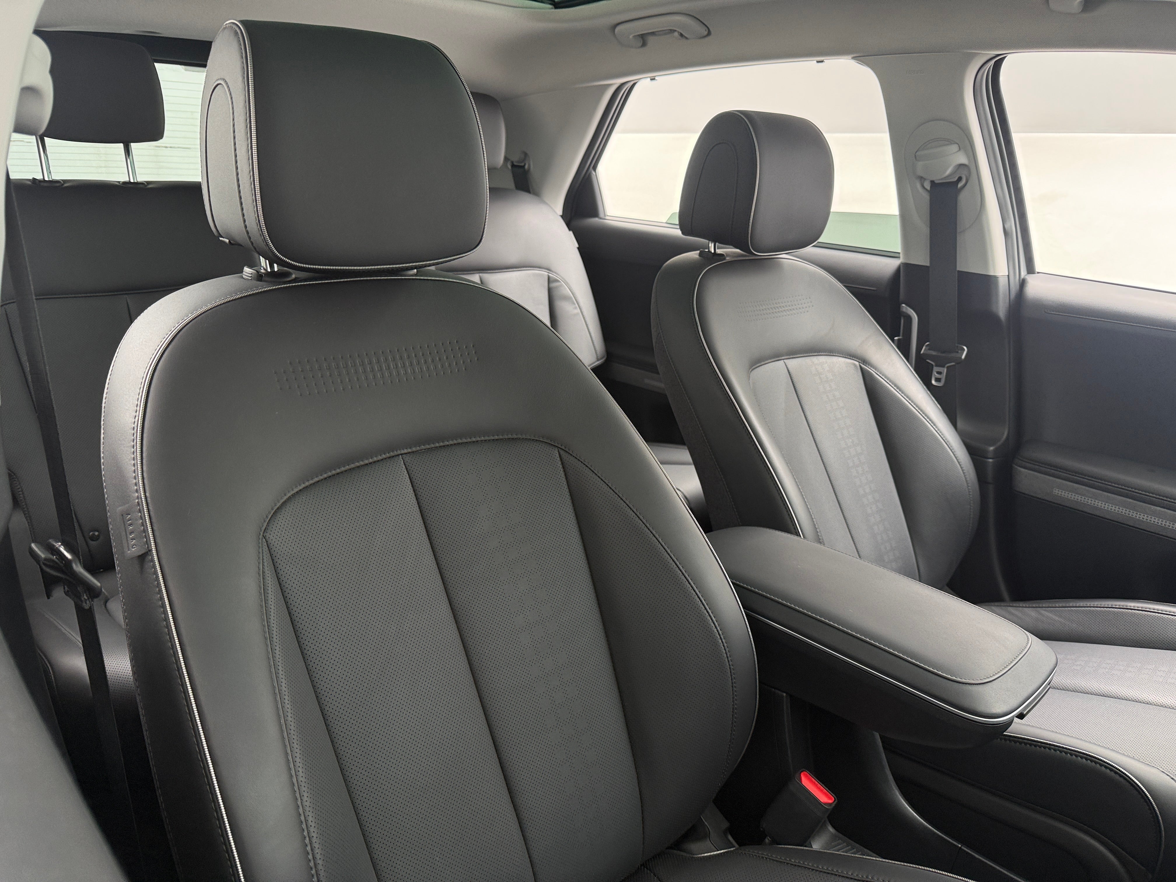 Used 2024 Hyundai IONIQ 5 Limited with VIN KM8KR4DE3RU312276 for sale in Auburn, WA