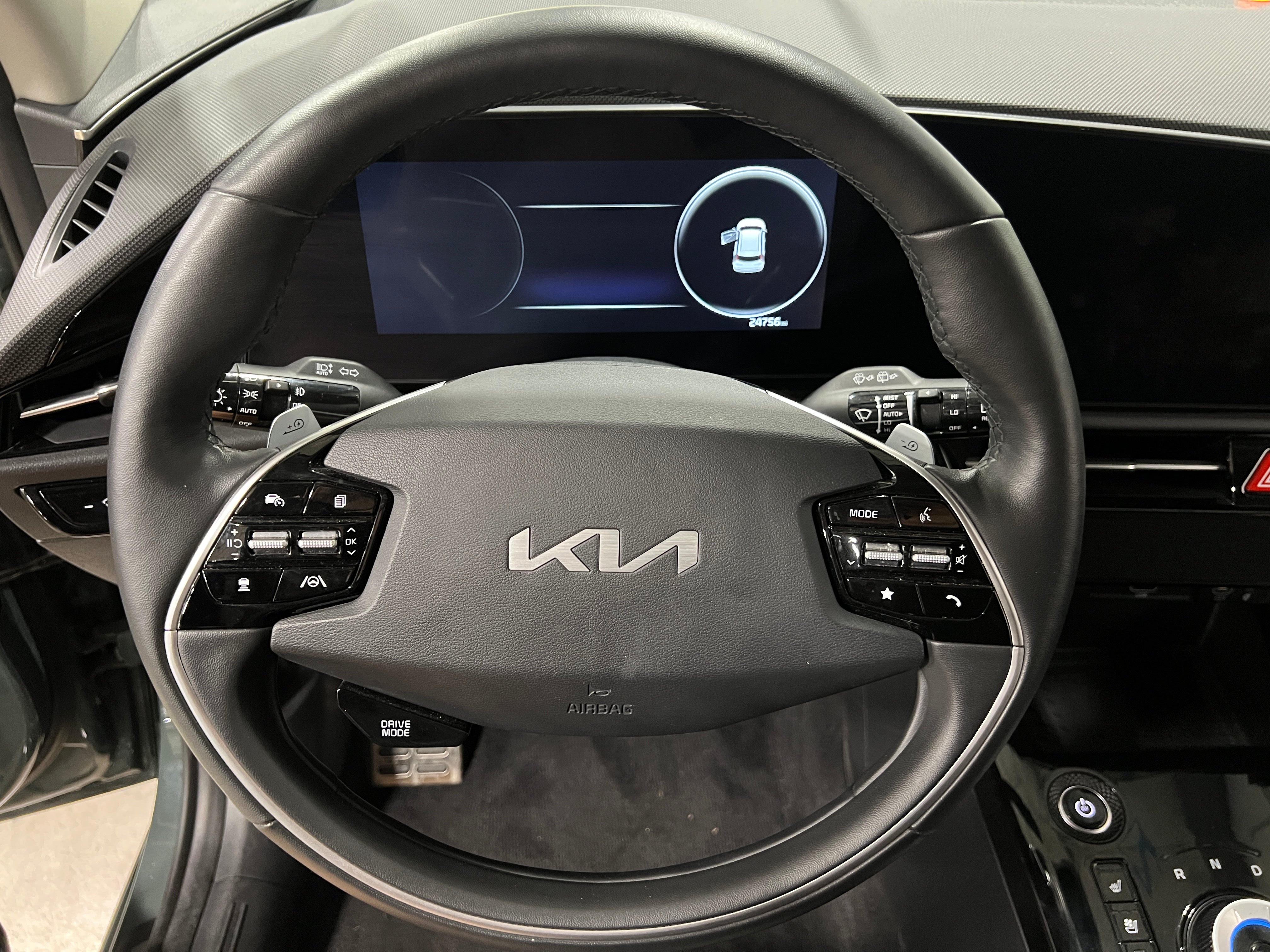 Used 2023 Kia Niro Wave with VIN KNDCT3L16P5065460 for sale in Pewaukee, WI
