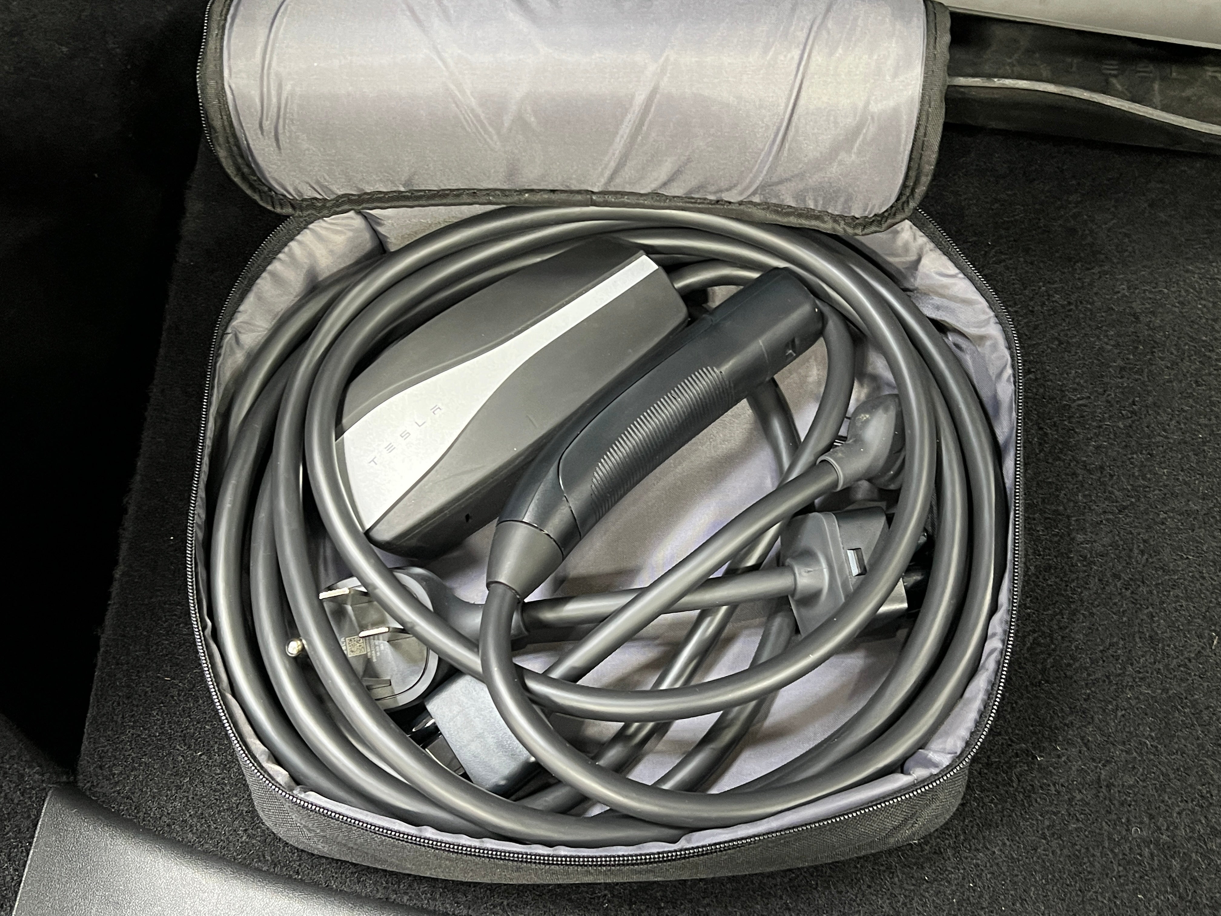 Used 2024 Tesla Model Y Long Range with VIN 7SAYGDEE6RF117190 for sale in Auburn, WA