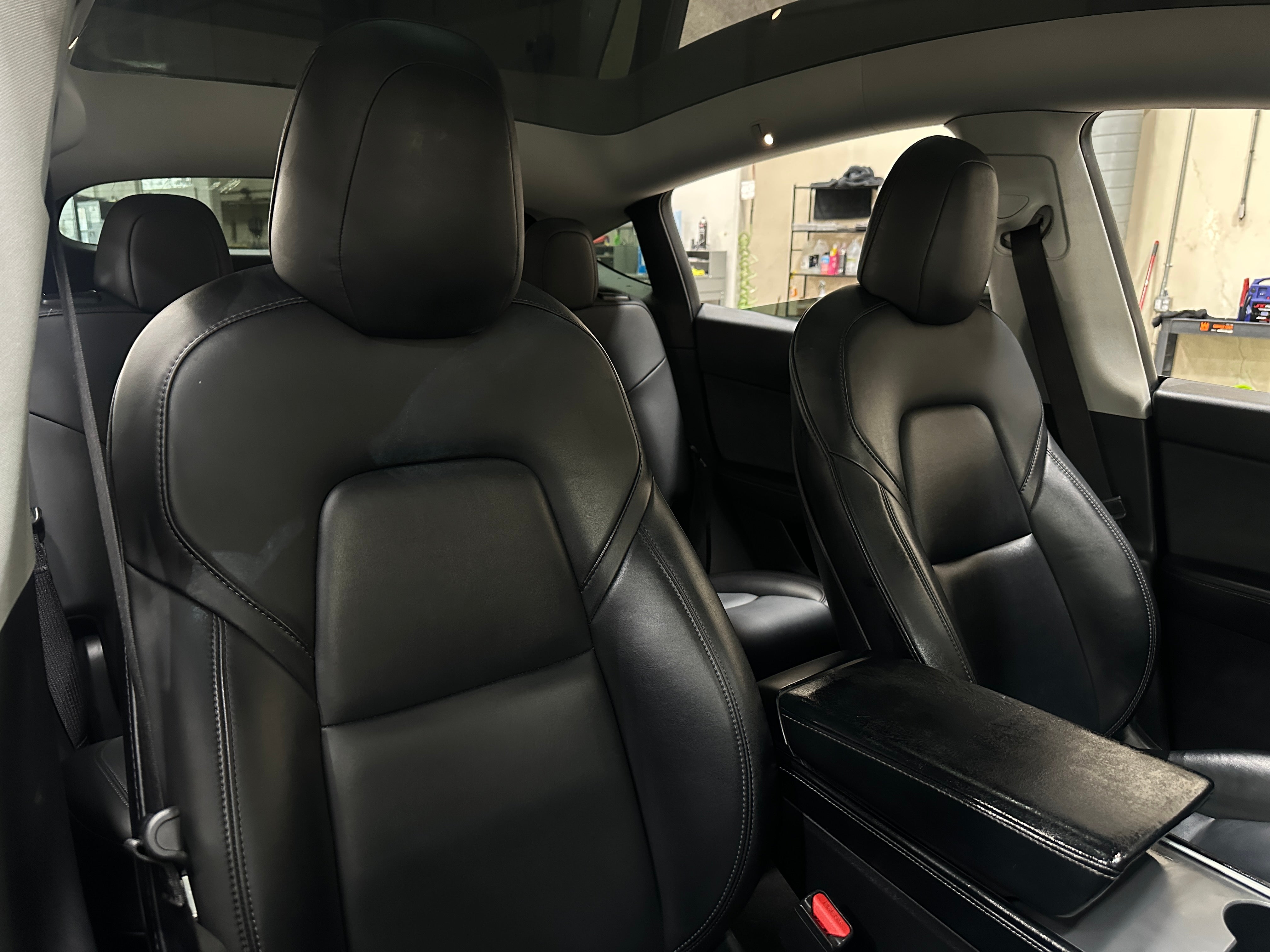 Used 2021 Tesla Model Y Long Range with VIN 5YJYGDEE4MF190211 for sale in Pewaukee, WI