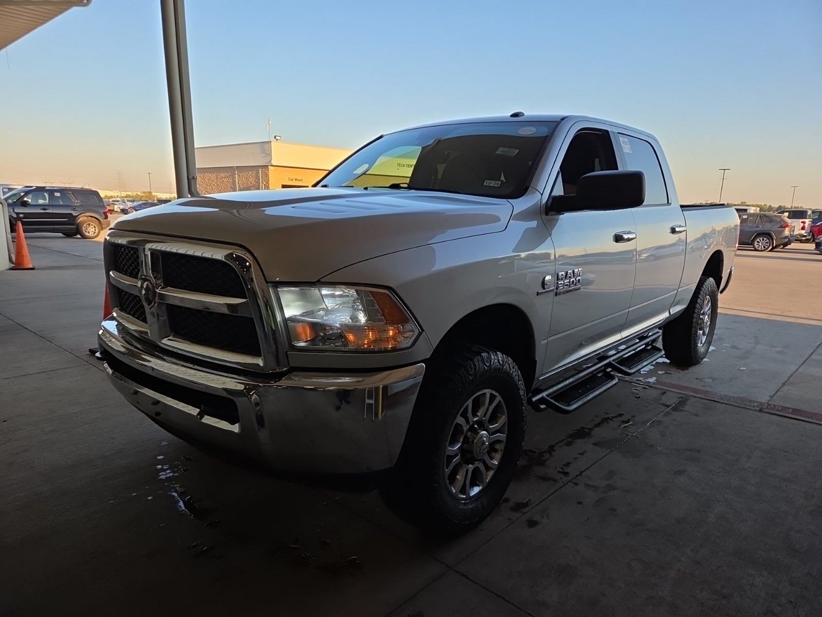 2017 Ram 2500 SLT 4x4 Crew Cab 6'4" Box