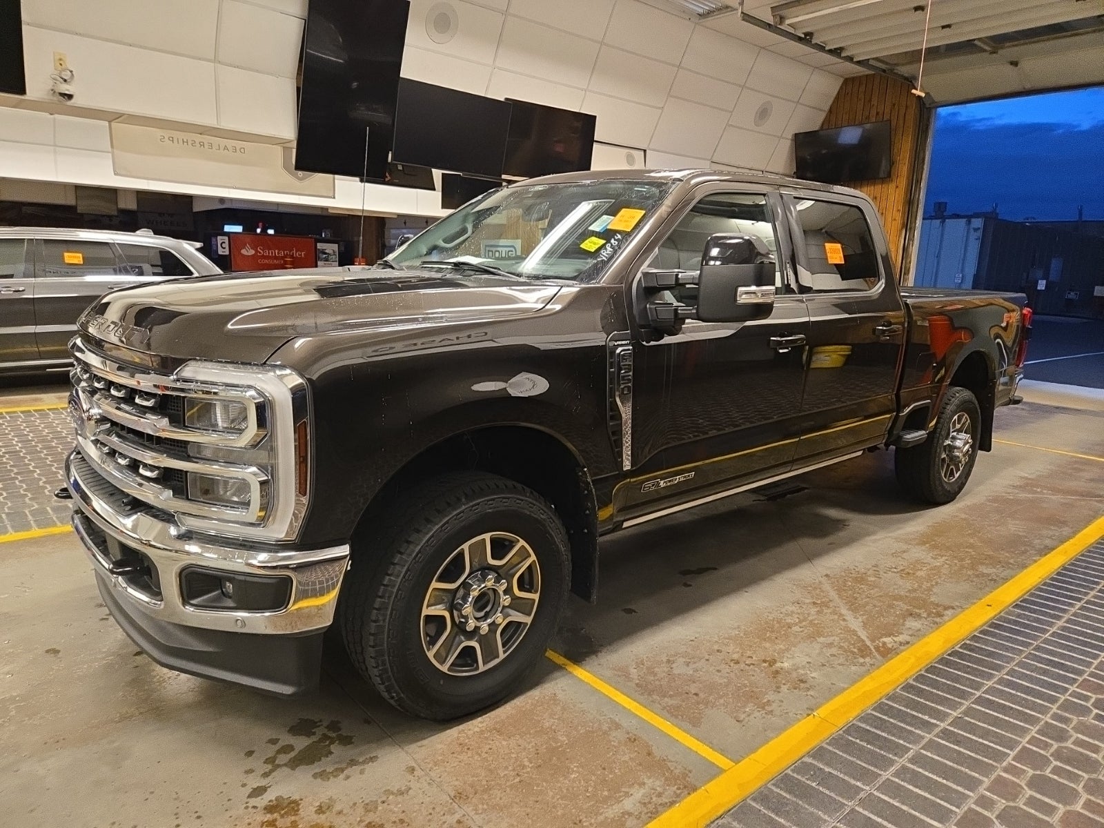 2024 Ford F-350 Lariat 4WD Crew Cab 6.75' Box