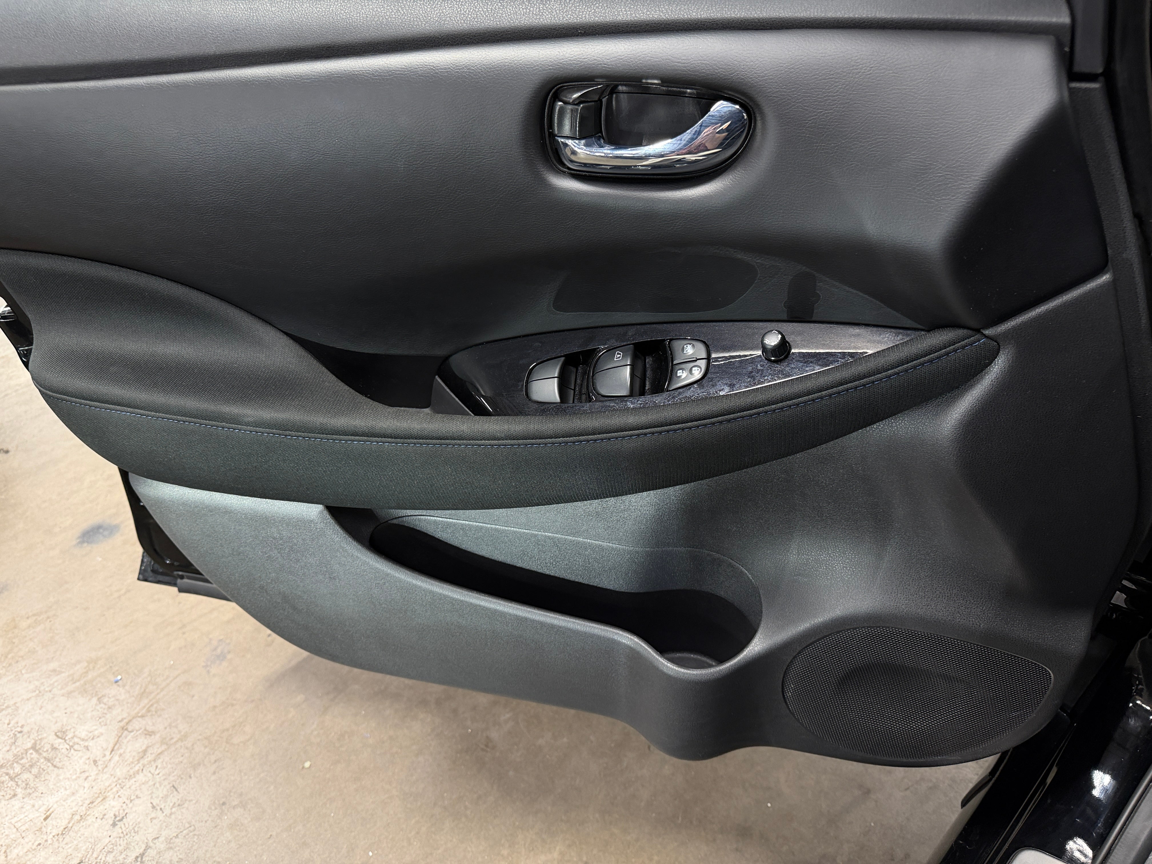 Used 2025 Nissan Leaf SV PLUS with VIN 1N4CZ1CV2SC557886 for sale in Auburn, WA