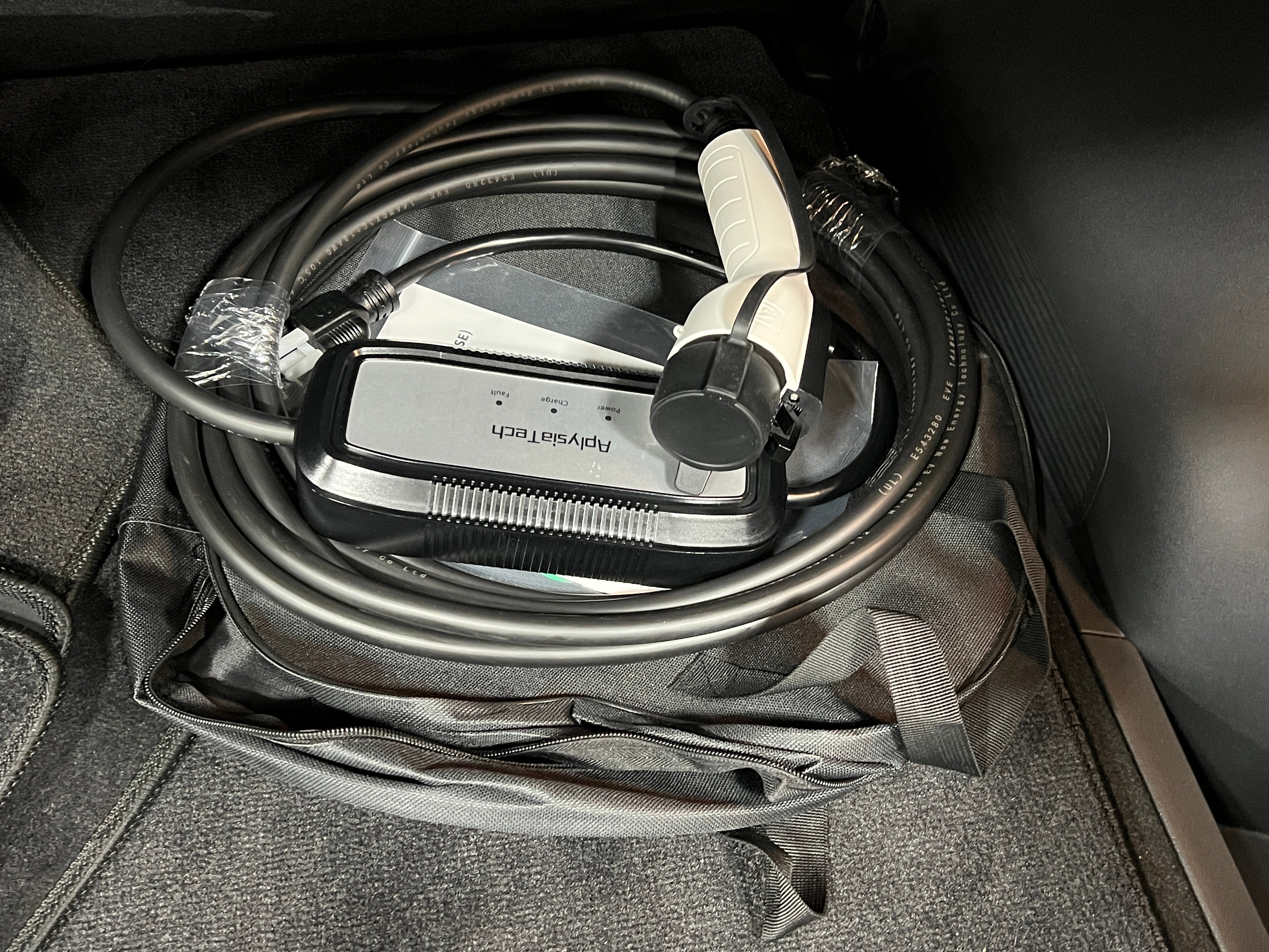 Used 2024 Kia Niro Wind with VIN KNDCR3L17R5120385 for sale in Pewaukee, WI