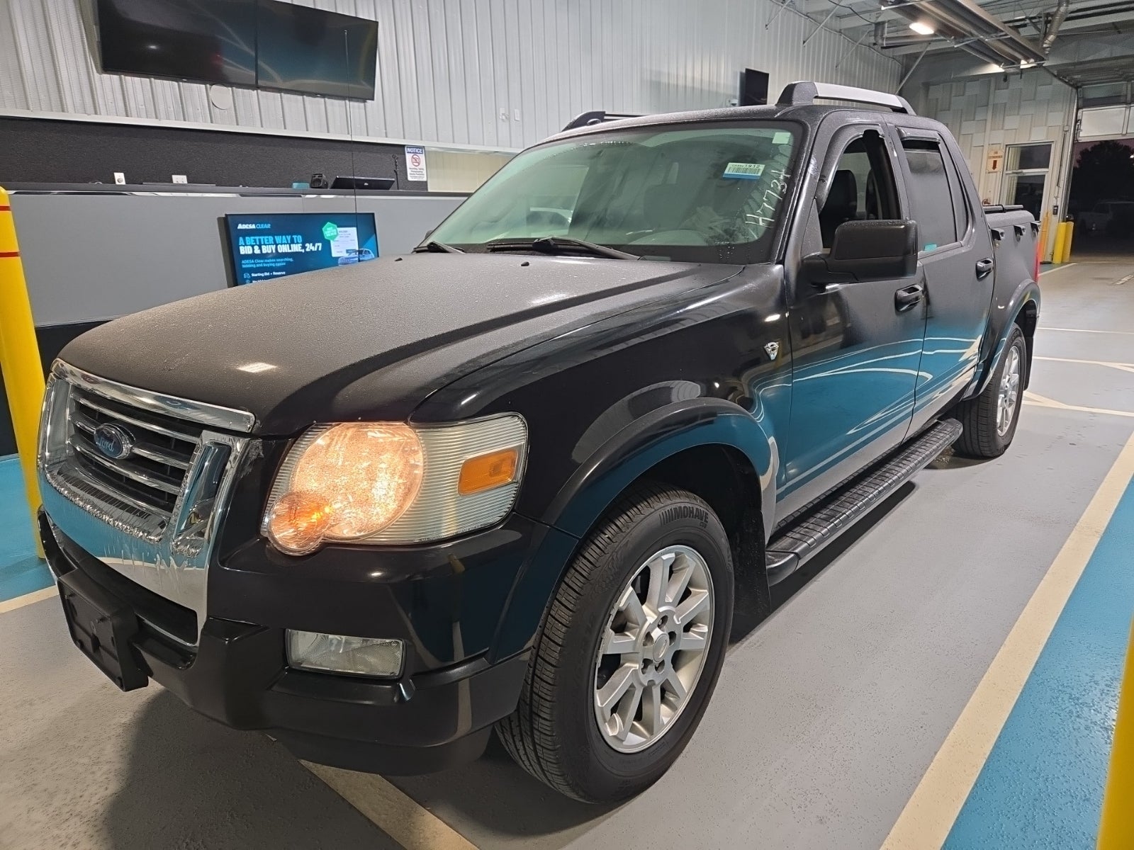 2007 Ford Explorer Sport Trac 4WD 4dr V8 Limited