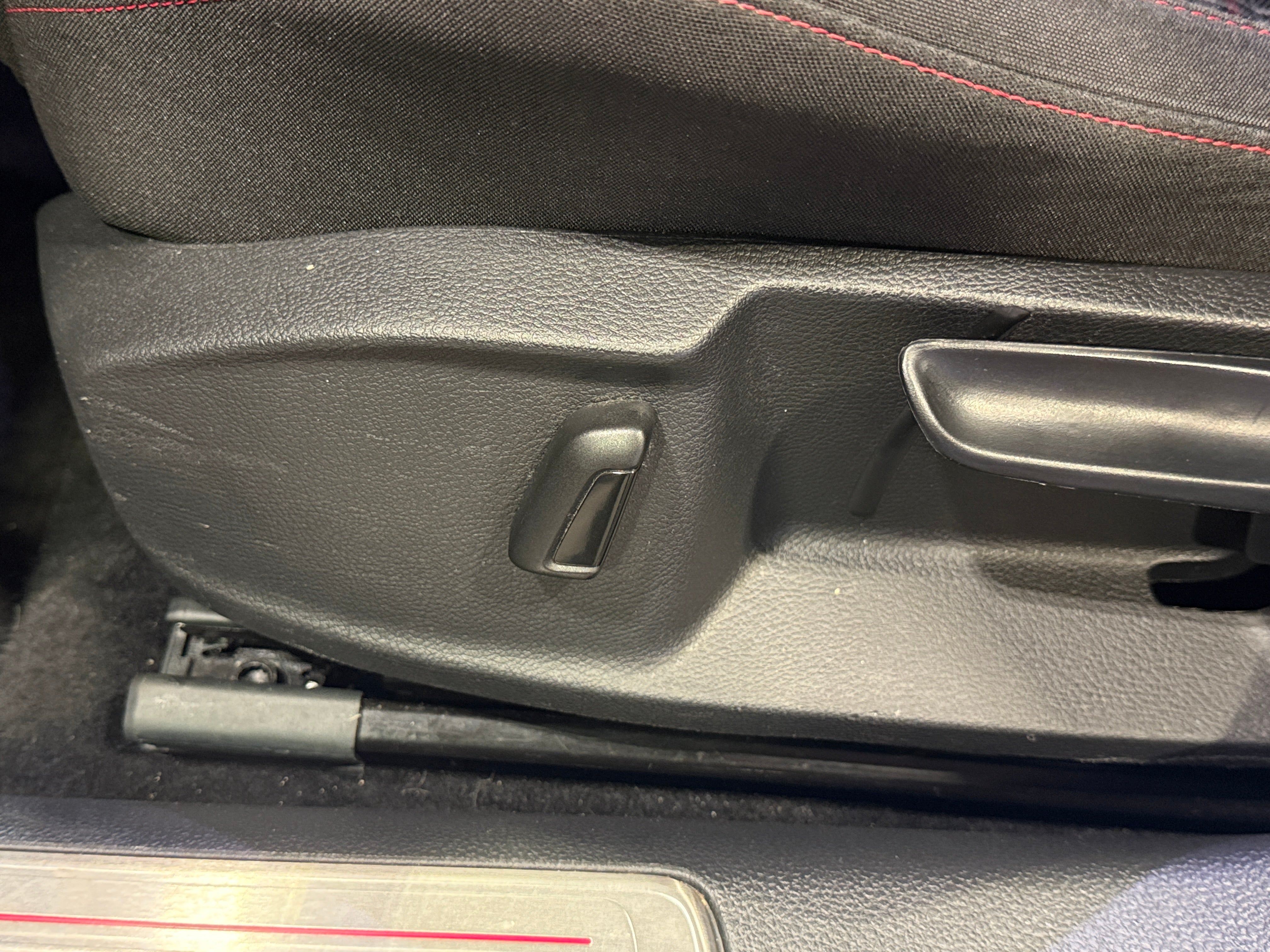 3VW6T7AU9KM009546