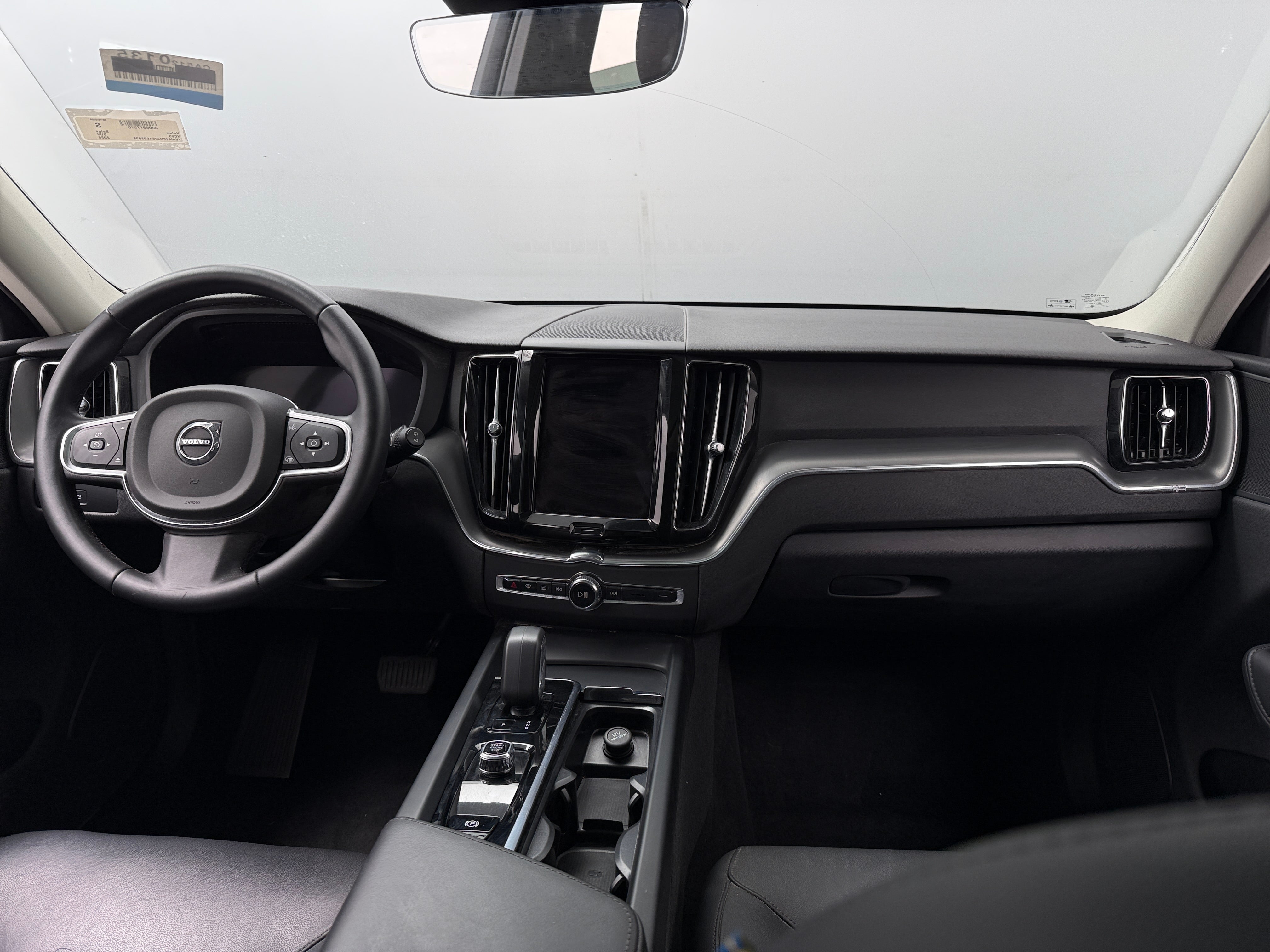 2025 Volvo XC60