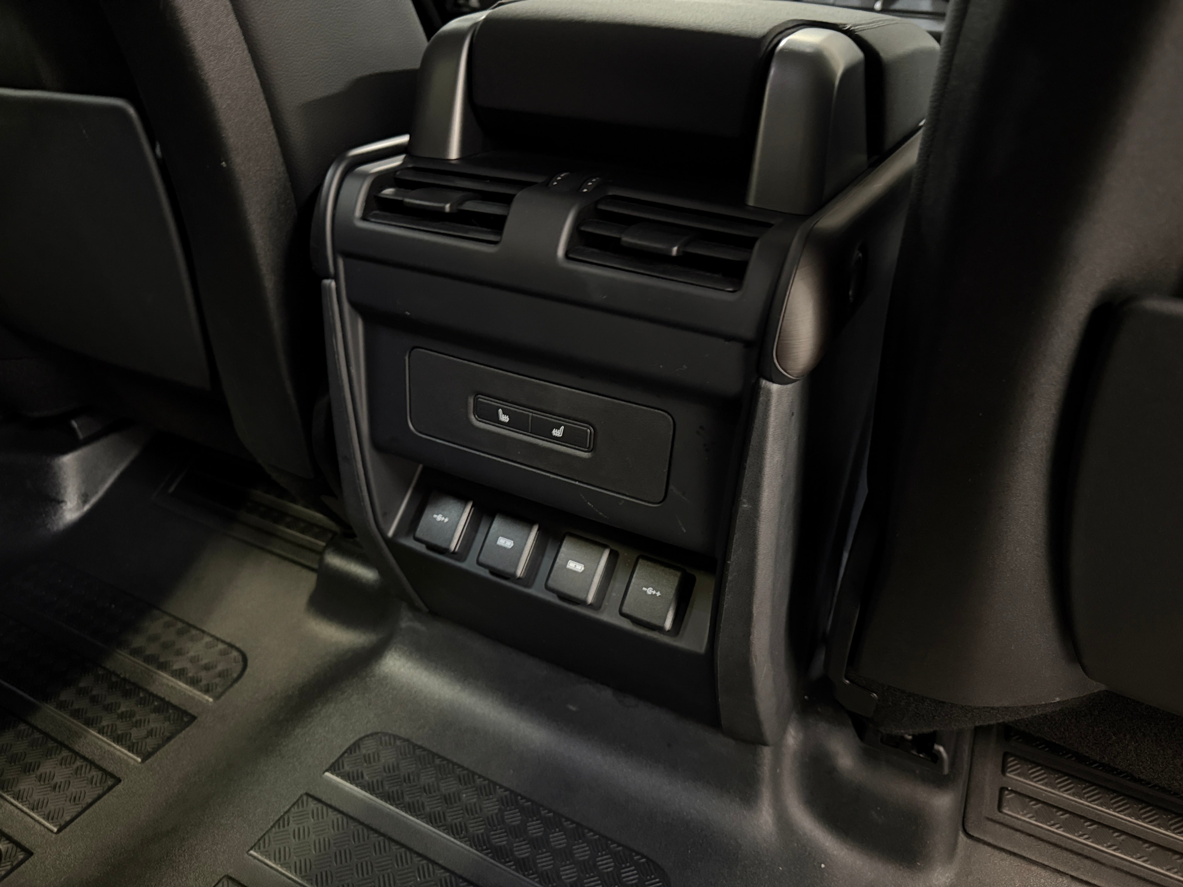 2020 Land Rover Defender