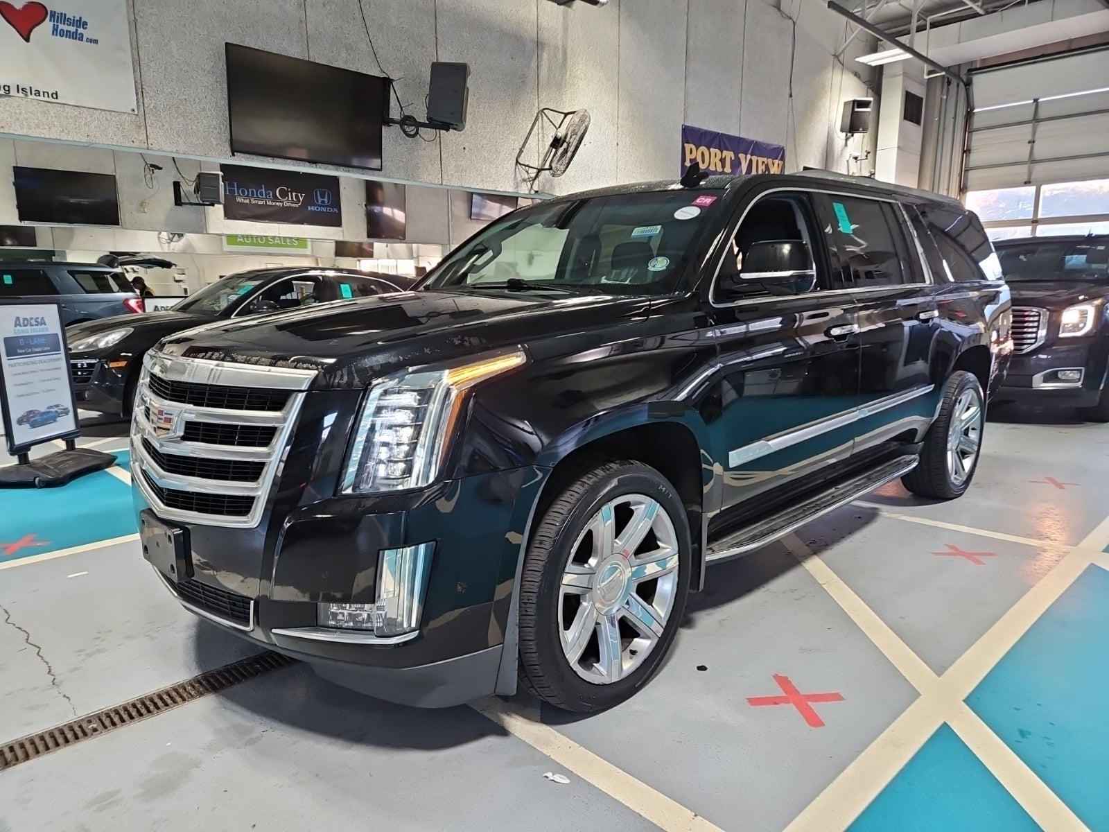 2019 Cadillac Escalade Esv Luxury