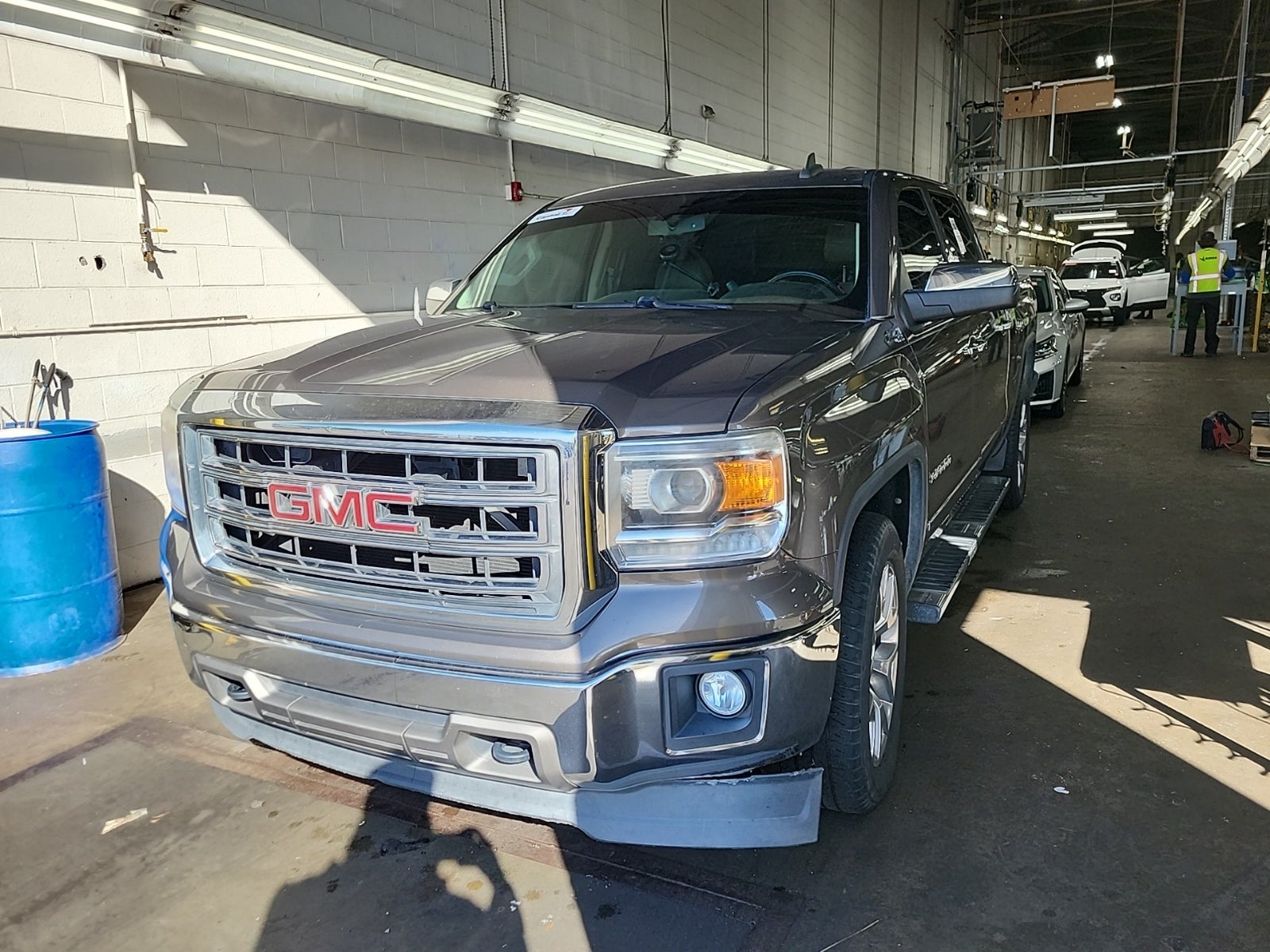 2015 GMC Sierra 1500 4WD Crew Cab 143.5" SLT