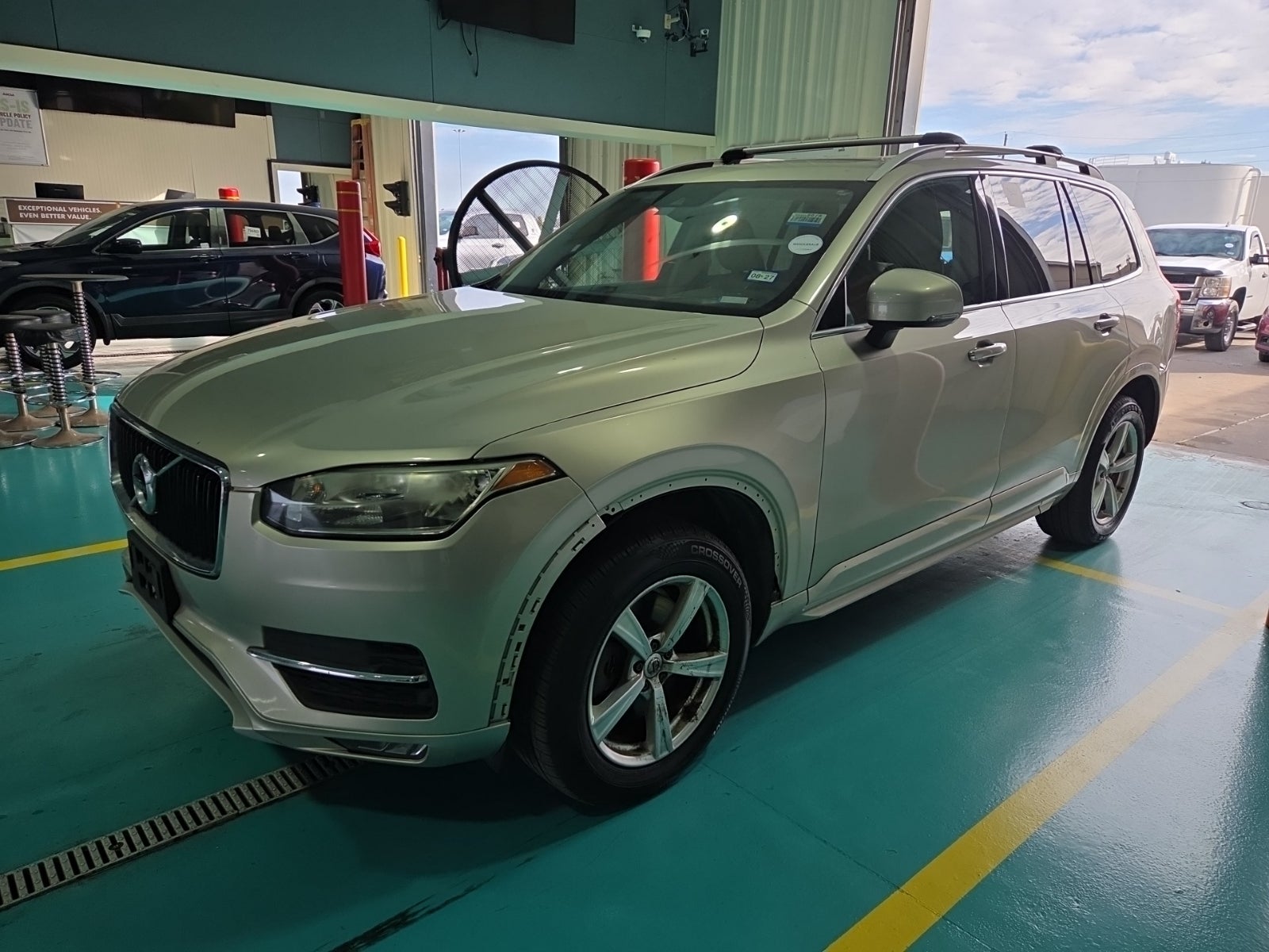 2016 Volvo XC90 T5 Momentum