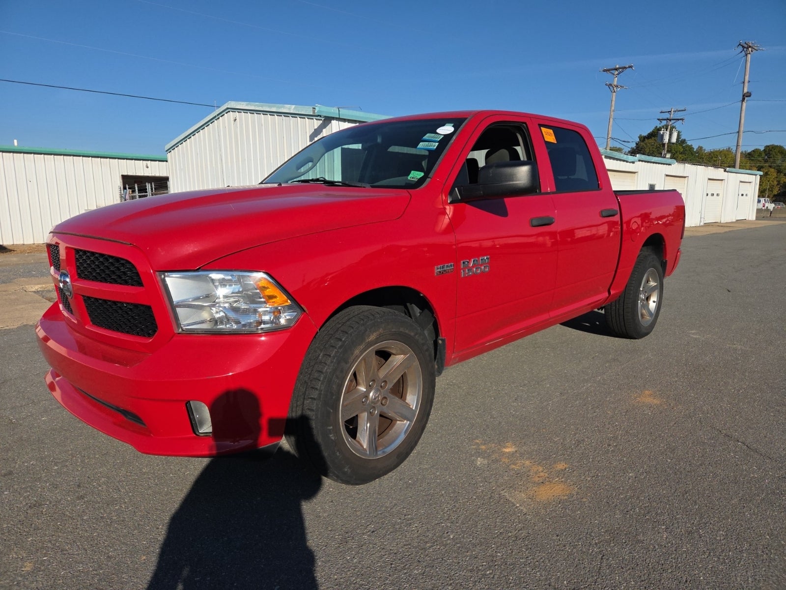 2015 Ram 1500 4WD Crew Cab 140.5" Express