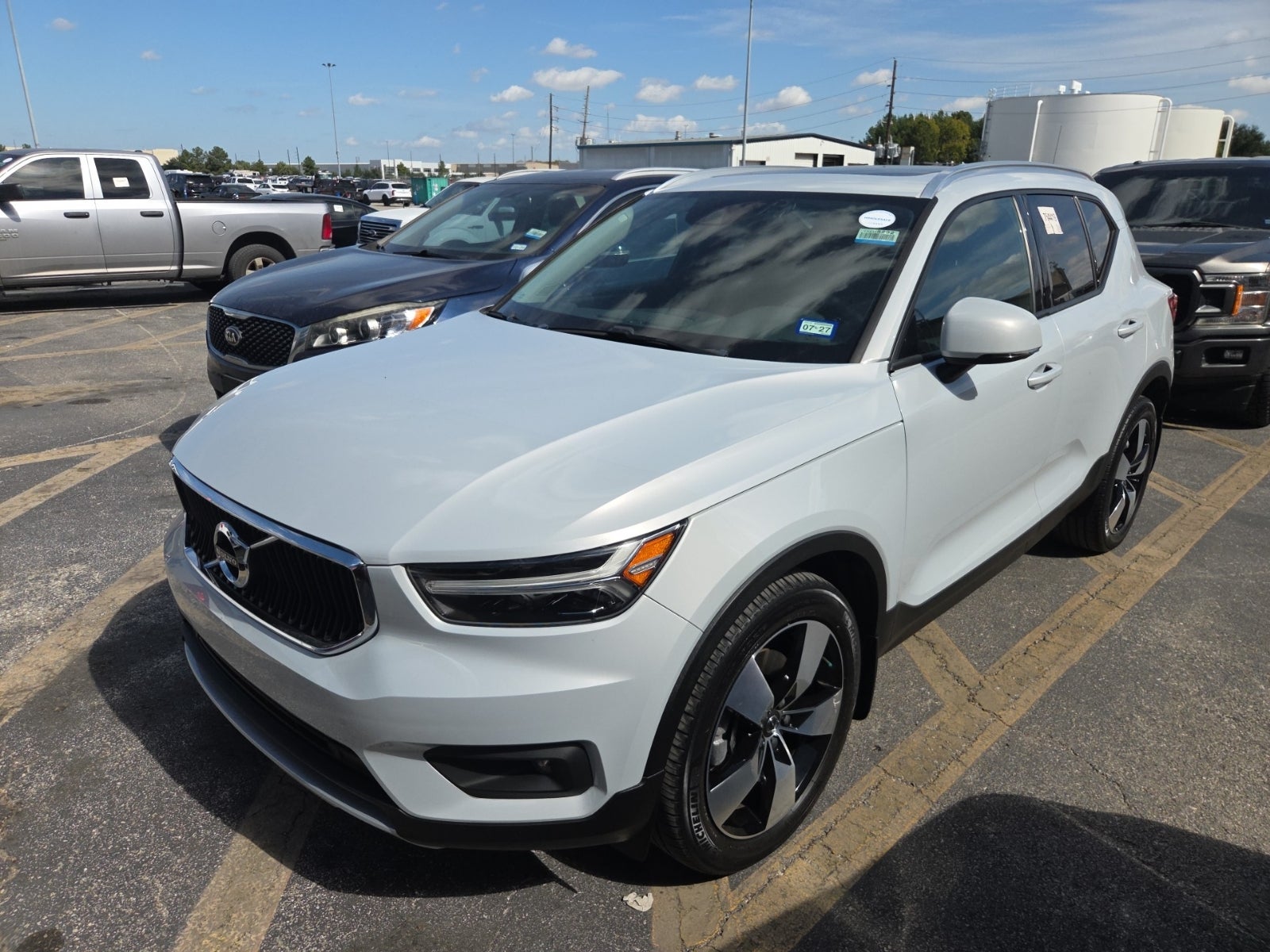 2021 Volvo XC40 T5 Momentum
