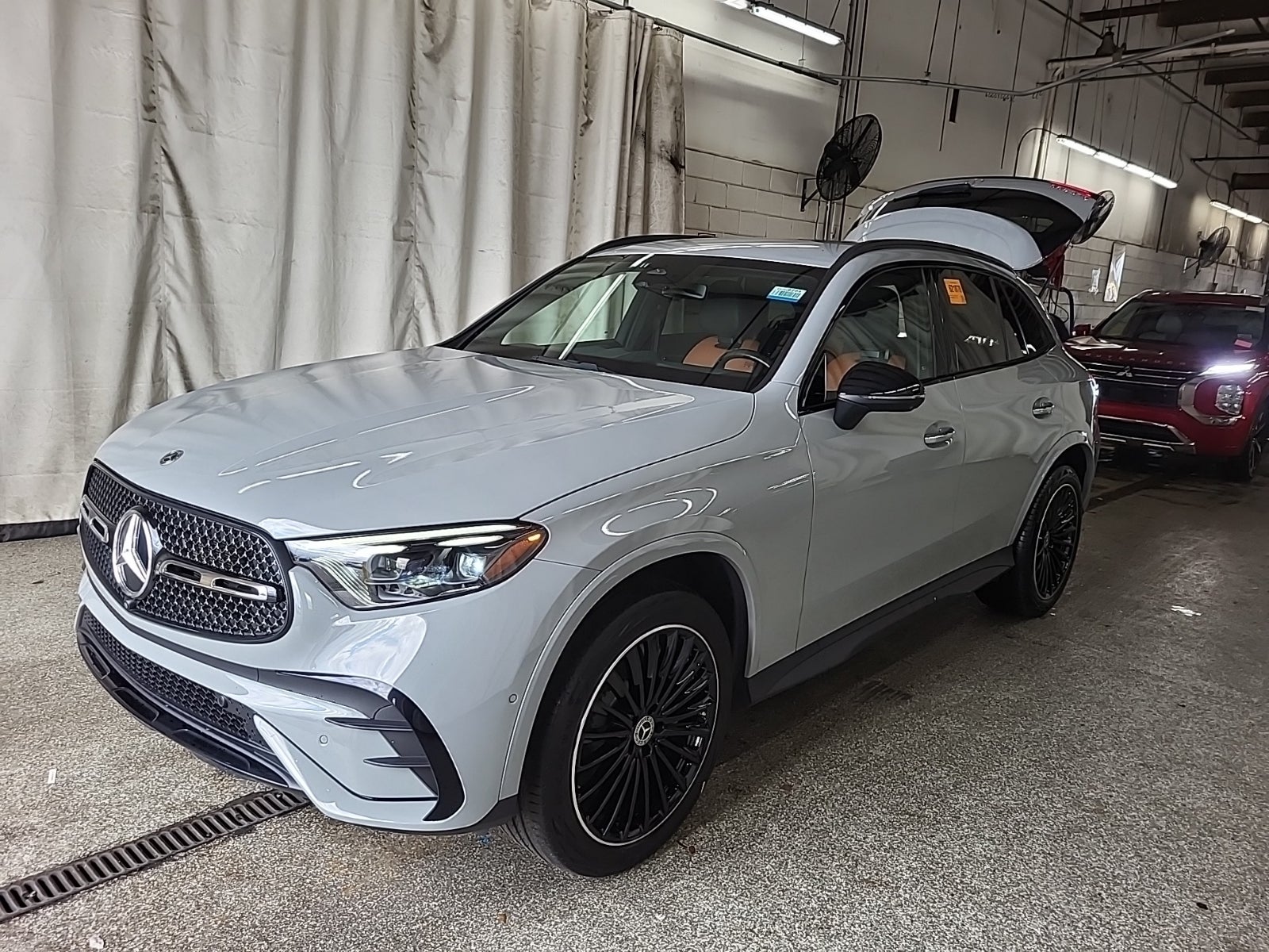 2025 Mercedes-Benz GLC 300 GLC 300