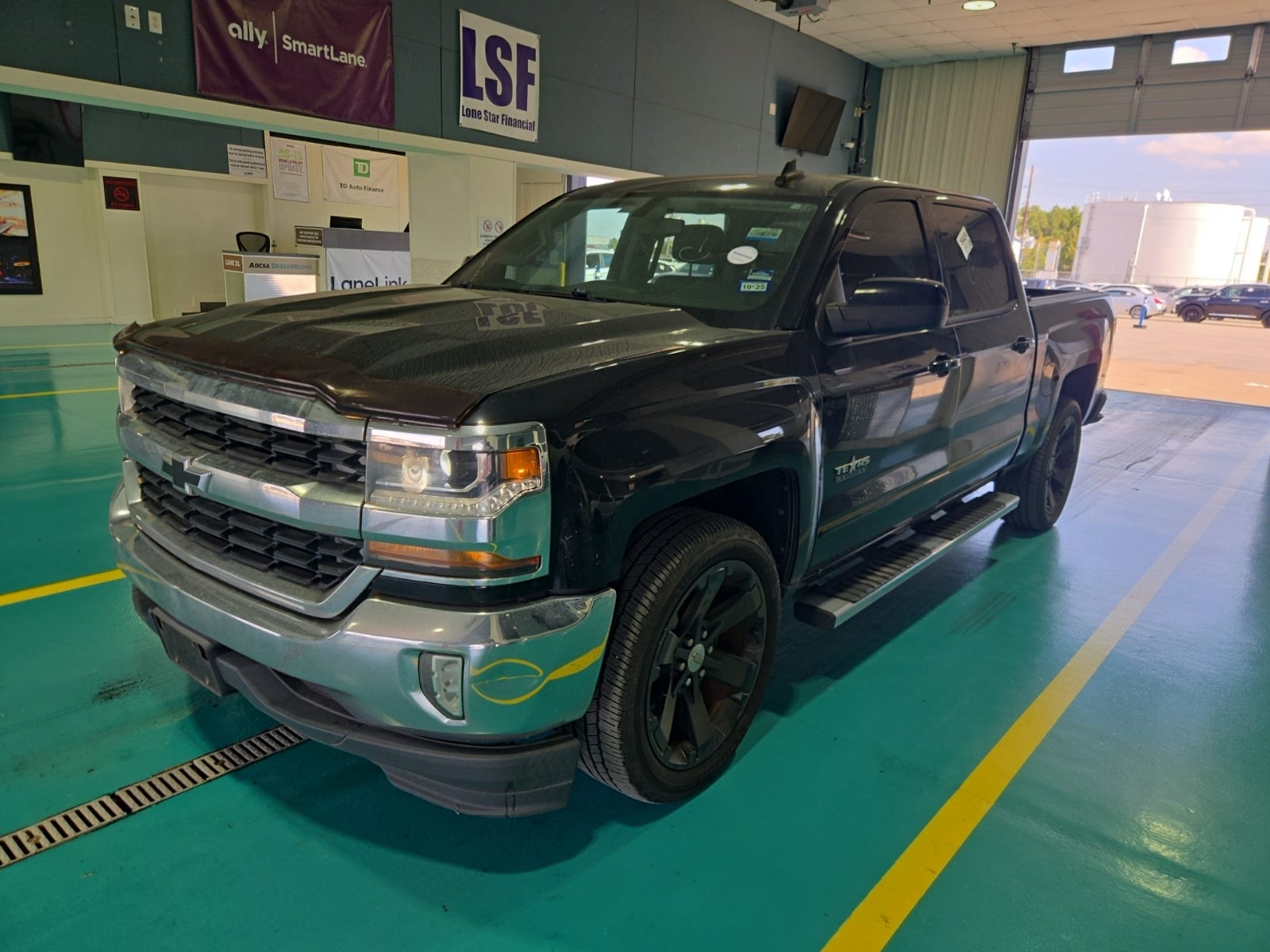 2016 Chevrolet Silverado 1500 2WD Crew Cab 143.5" LT W/1lt