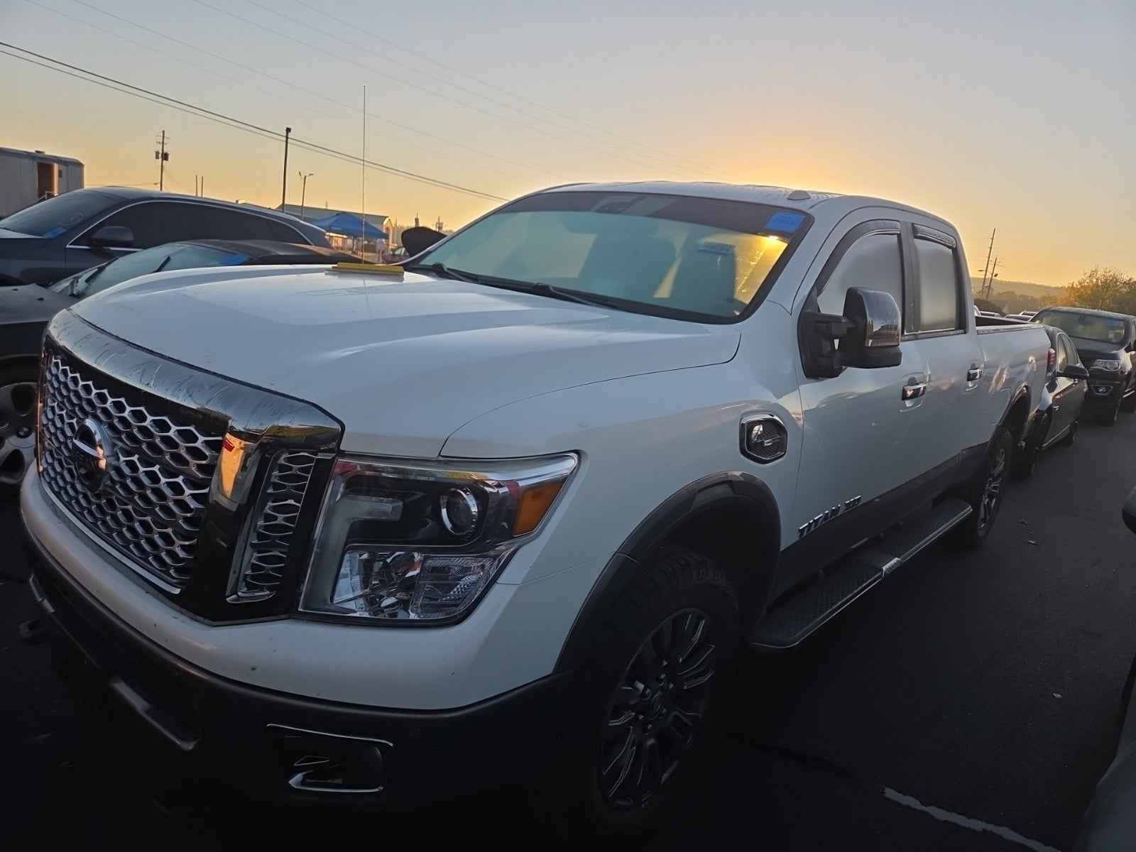 2018 Nissan Titan XD 4x4 Diesel Crew Cab Platinum Reserve