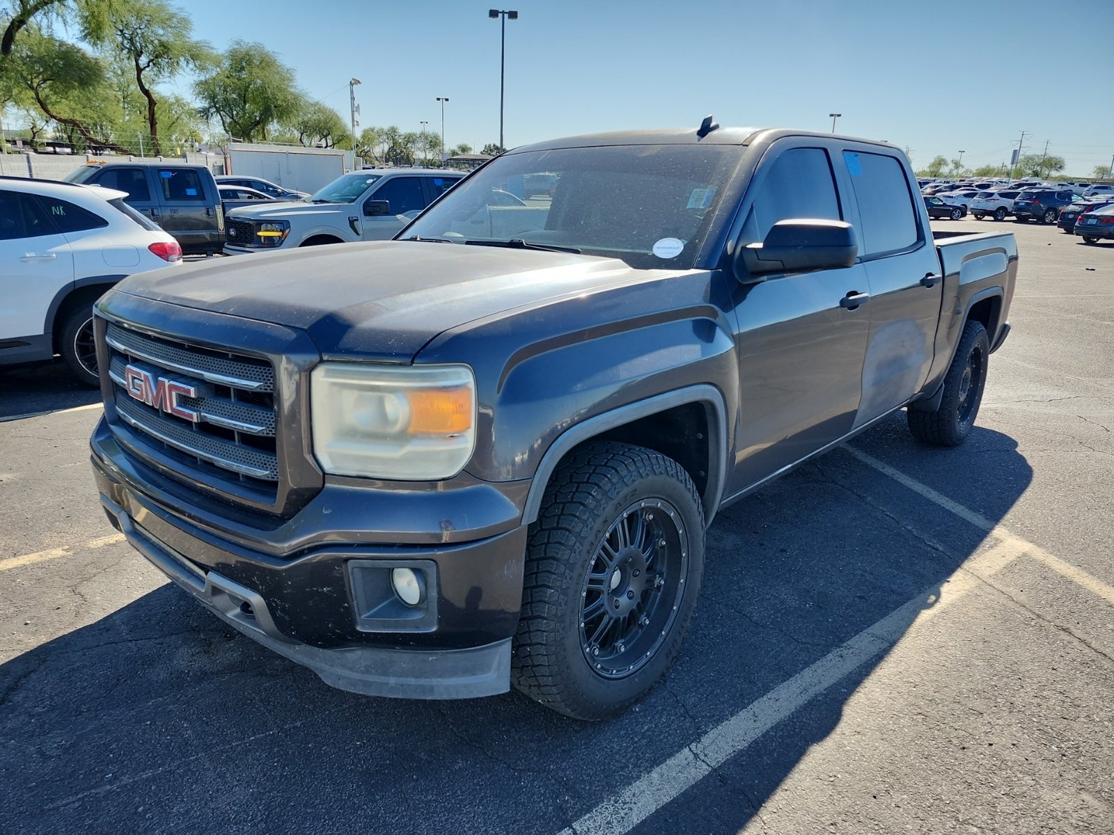 2014 GMC Sierra 1500 4WD Crew Cab 143.5" SLT