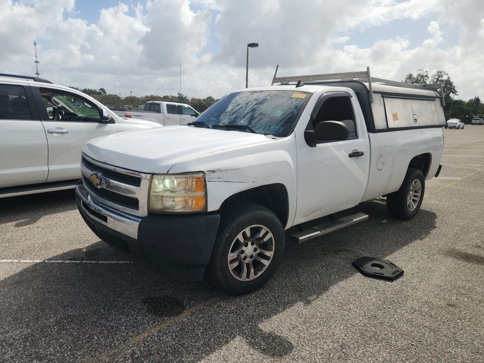 2008 Chevrolet Silverado 1500 2WD Reg Cab 133.0" Work Truck