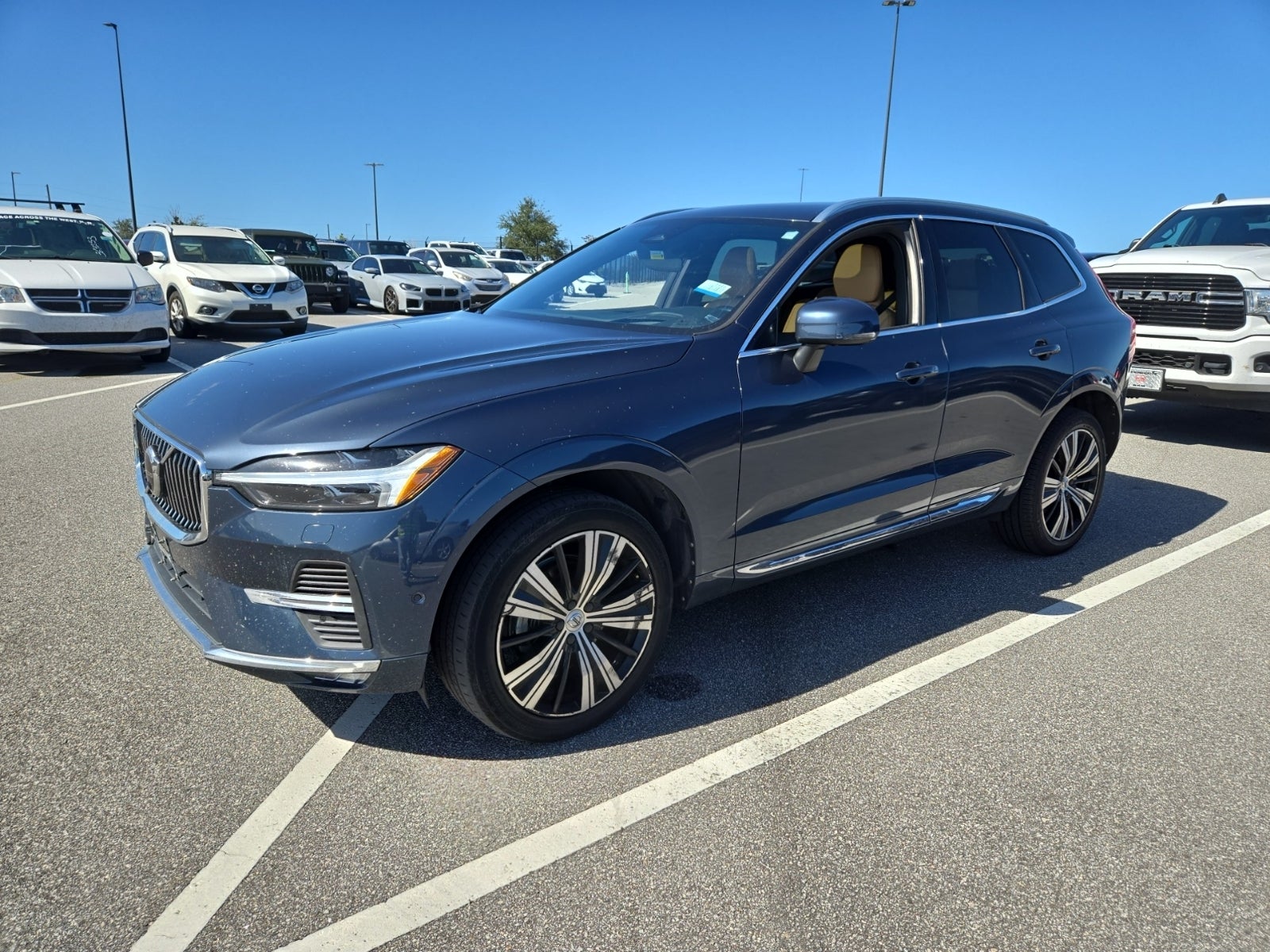 2022 Volvo XC60 Inscription