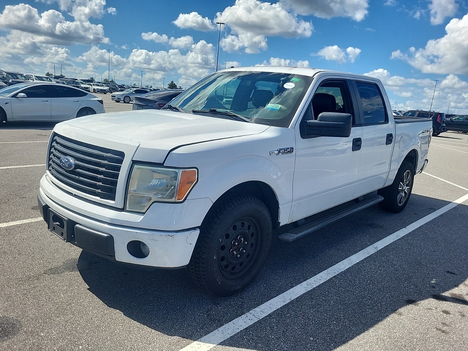 2014 Ford F-150 2WD Supercrew 145" STX