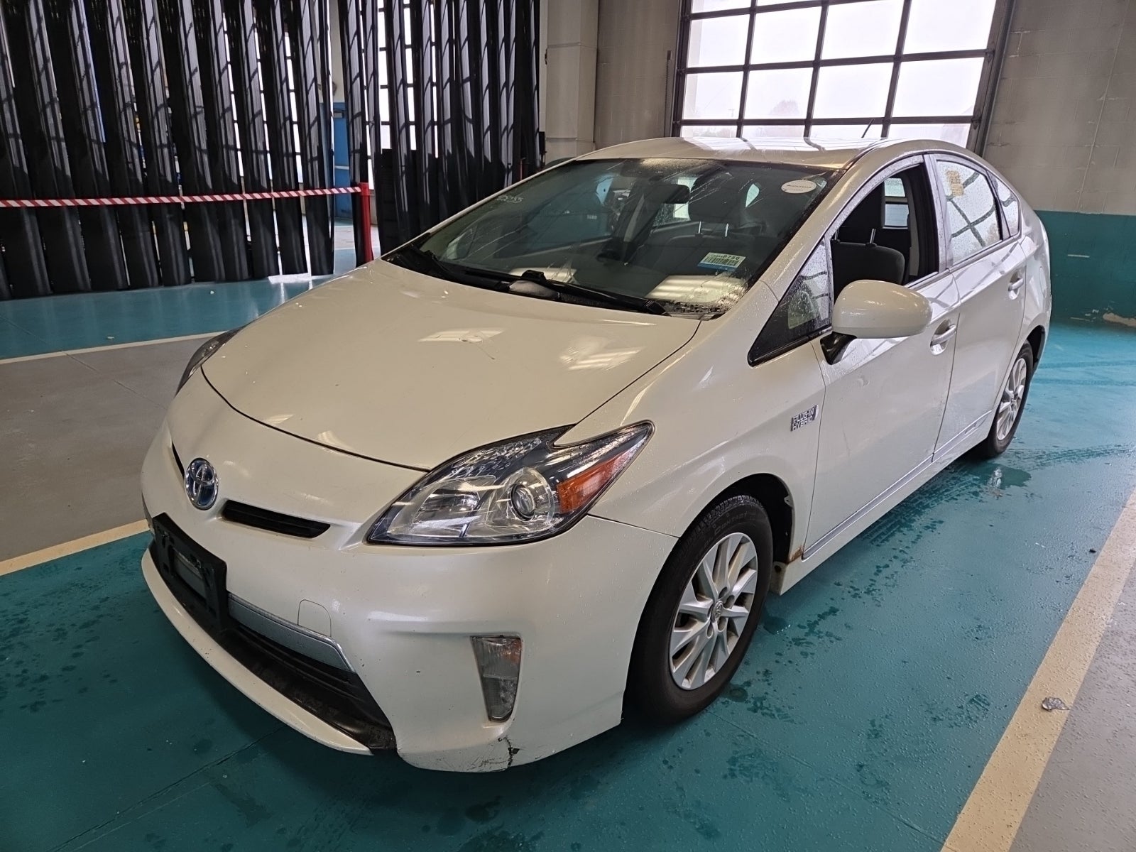 2014 Toyota Prius Plug-In Base