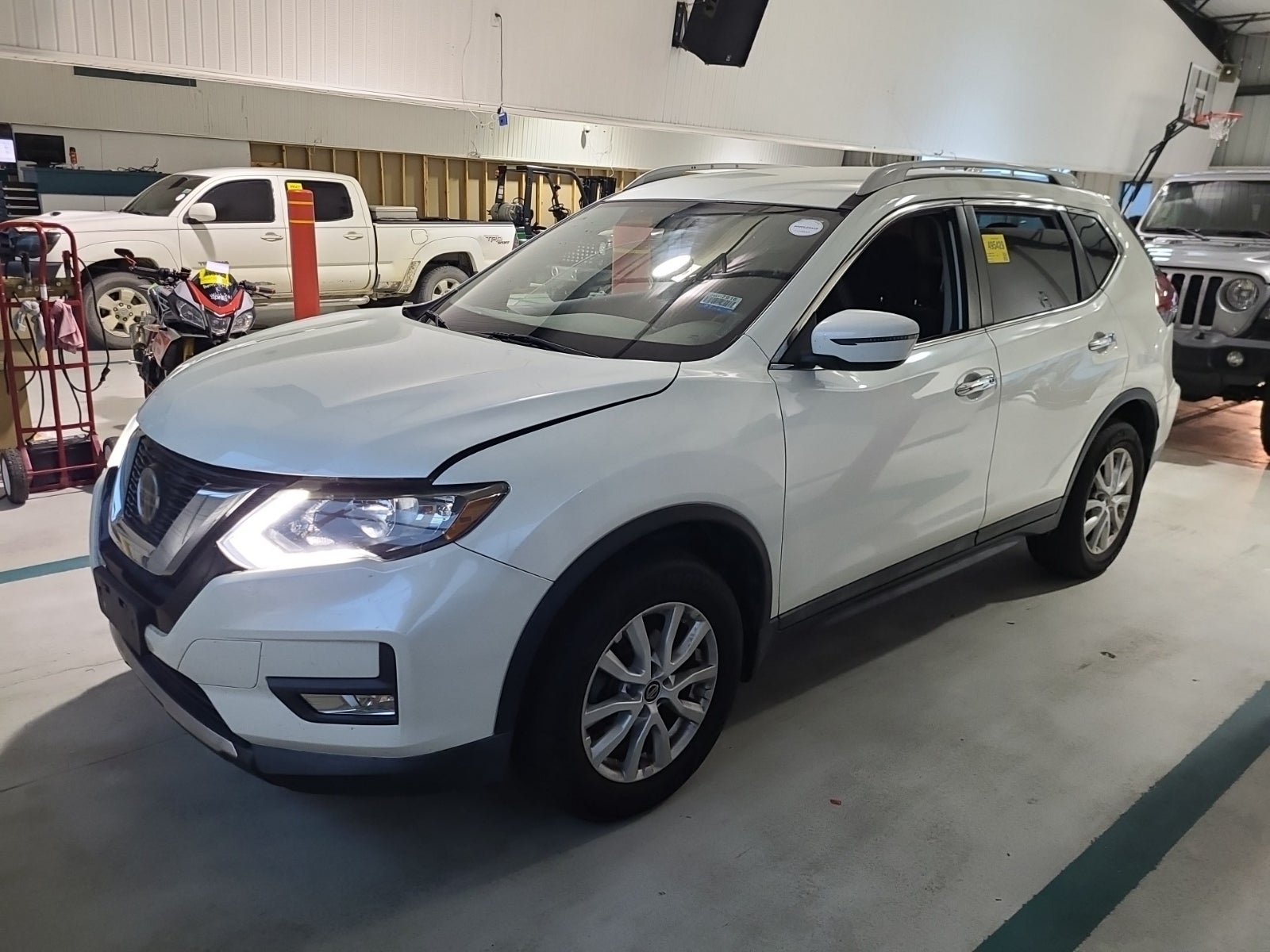 2018 Nissan Rogue SV