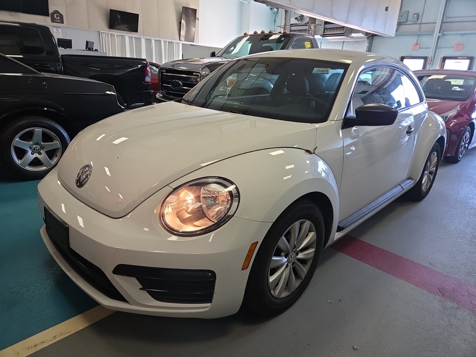 2018 Volkswagen Beetle S