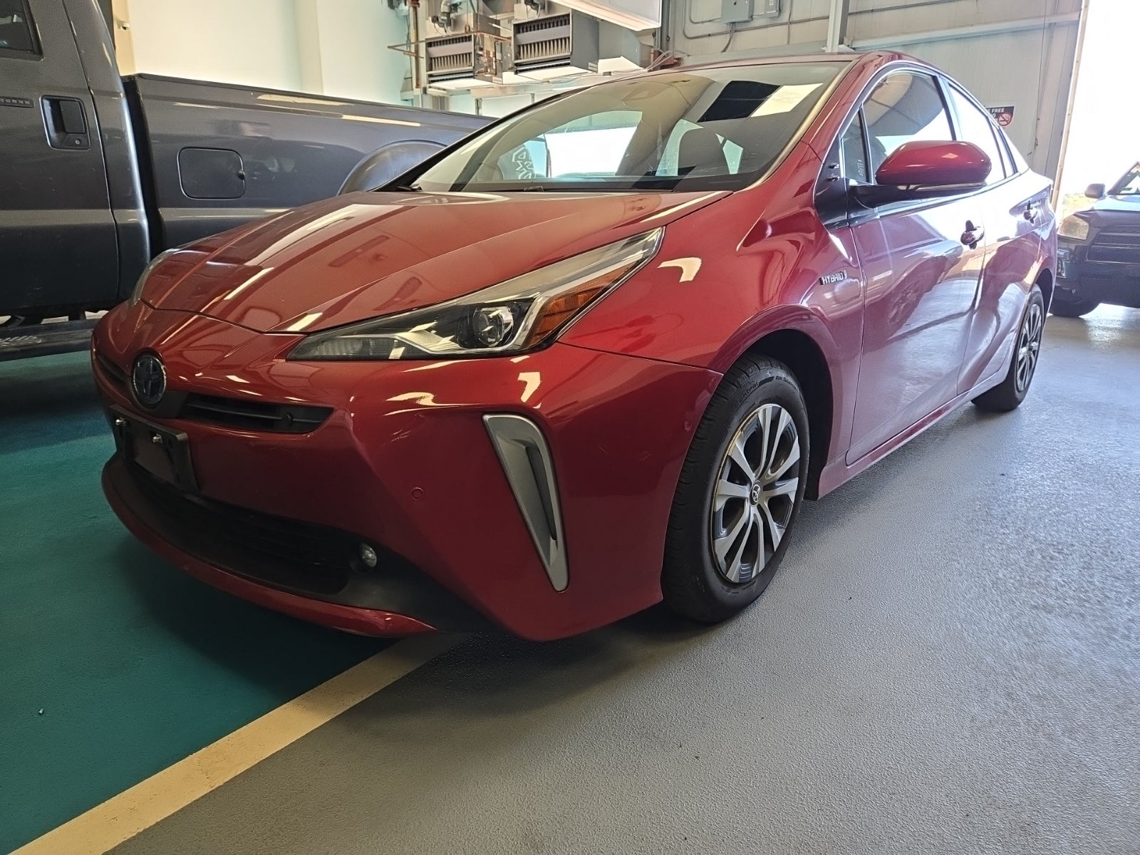2020 Toyota Prius LE