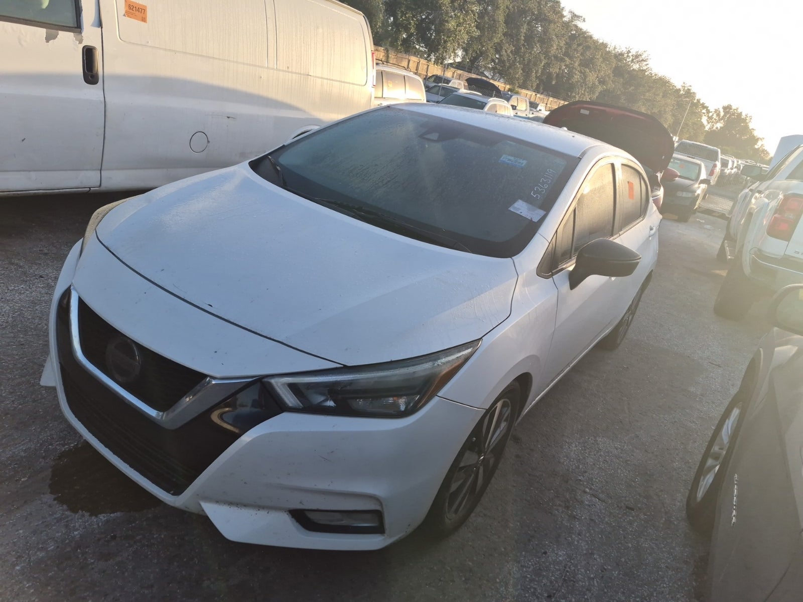 2020 Nissan Versa SR