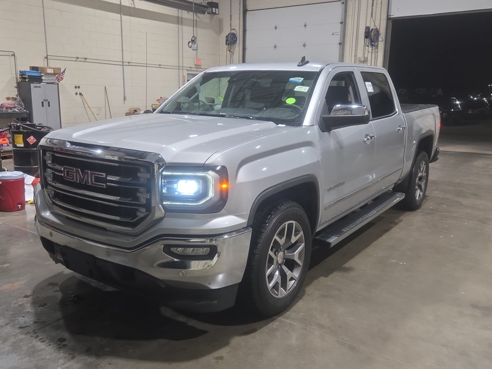 2017 GMC Sierra 1500 2WD Crew Cab 143.5" SLT