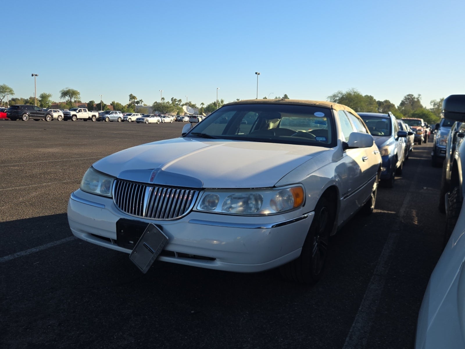 1998 Lincoln Town Car Signature