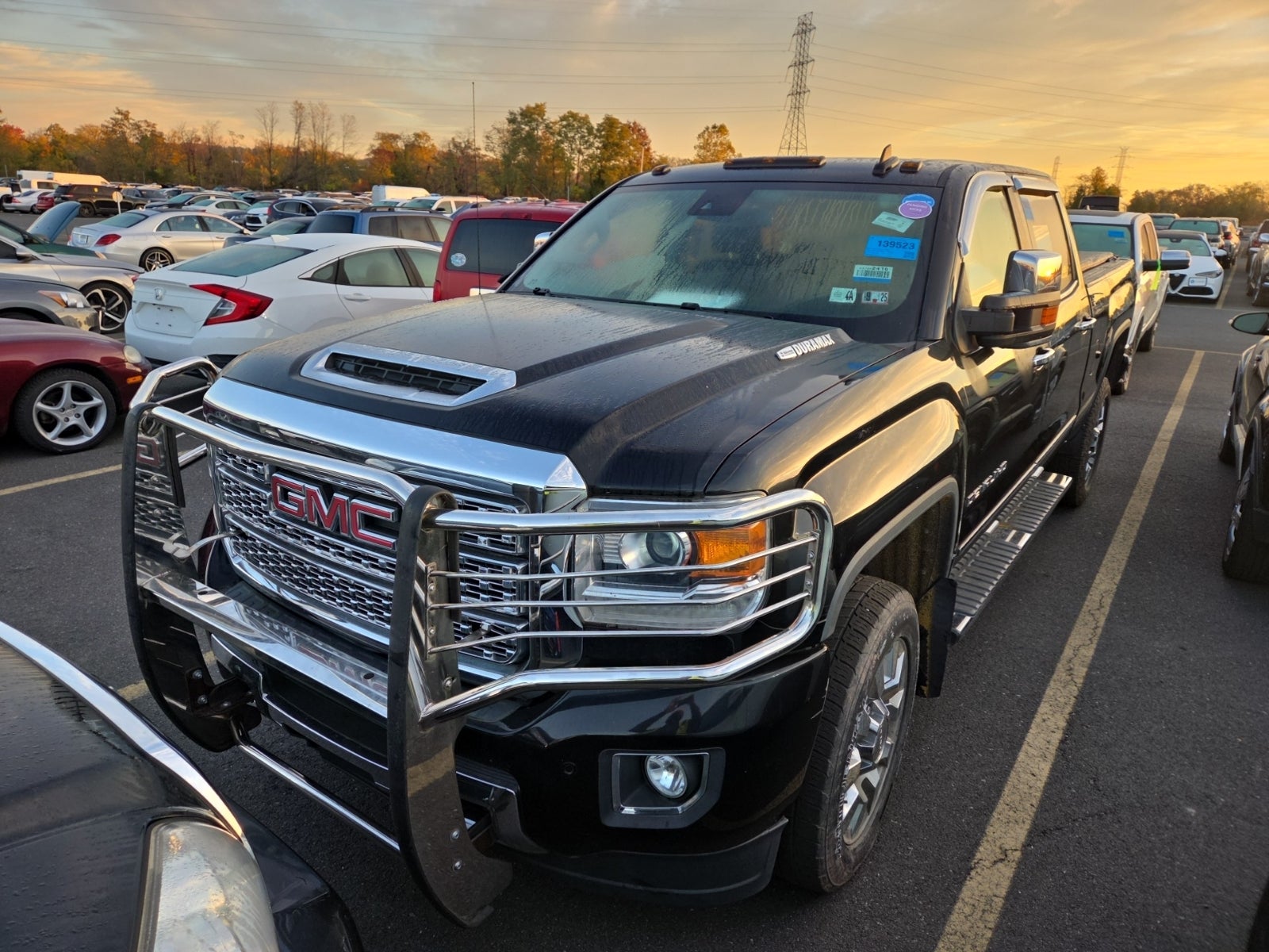 2018 GMC Sierra 2500HD 4WD Crew Cab 153.7" Denali